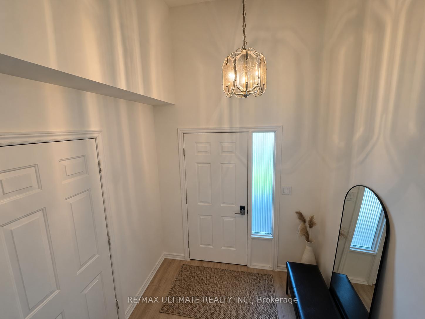 Photo 4 of 12 Stoney Brook Crescent, St. Catharines, Grapeview — HOMEH