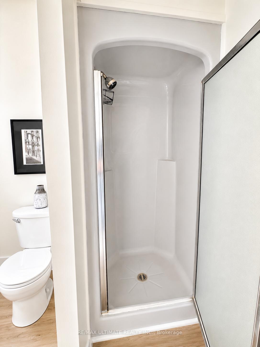 Photo 13 of 12 Stoney Brook Crescent, St. Catharines, Grapeview — HOMEH