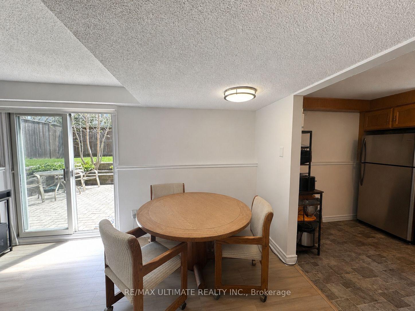 Photo 18 of 12 Stoney Brook Crescent, St. Catharines, Grapeview — HOMEH
