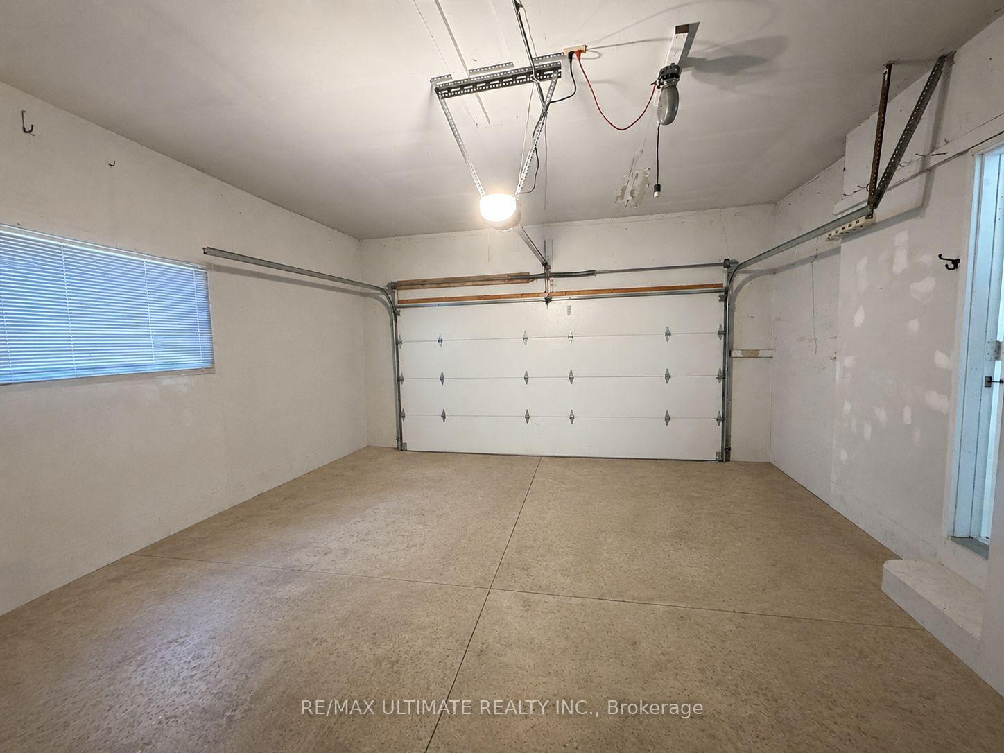 Photo 22 of 12 Stoney Brook Crescent, St. Catharines, Grapeview — HOMEH