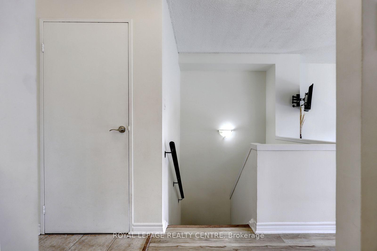 Photo 16 of Unit 201, 1000 Cedarglen Gate, Mississauga, Erindale — HOMEH