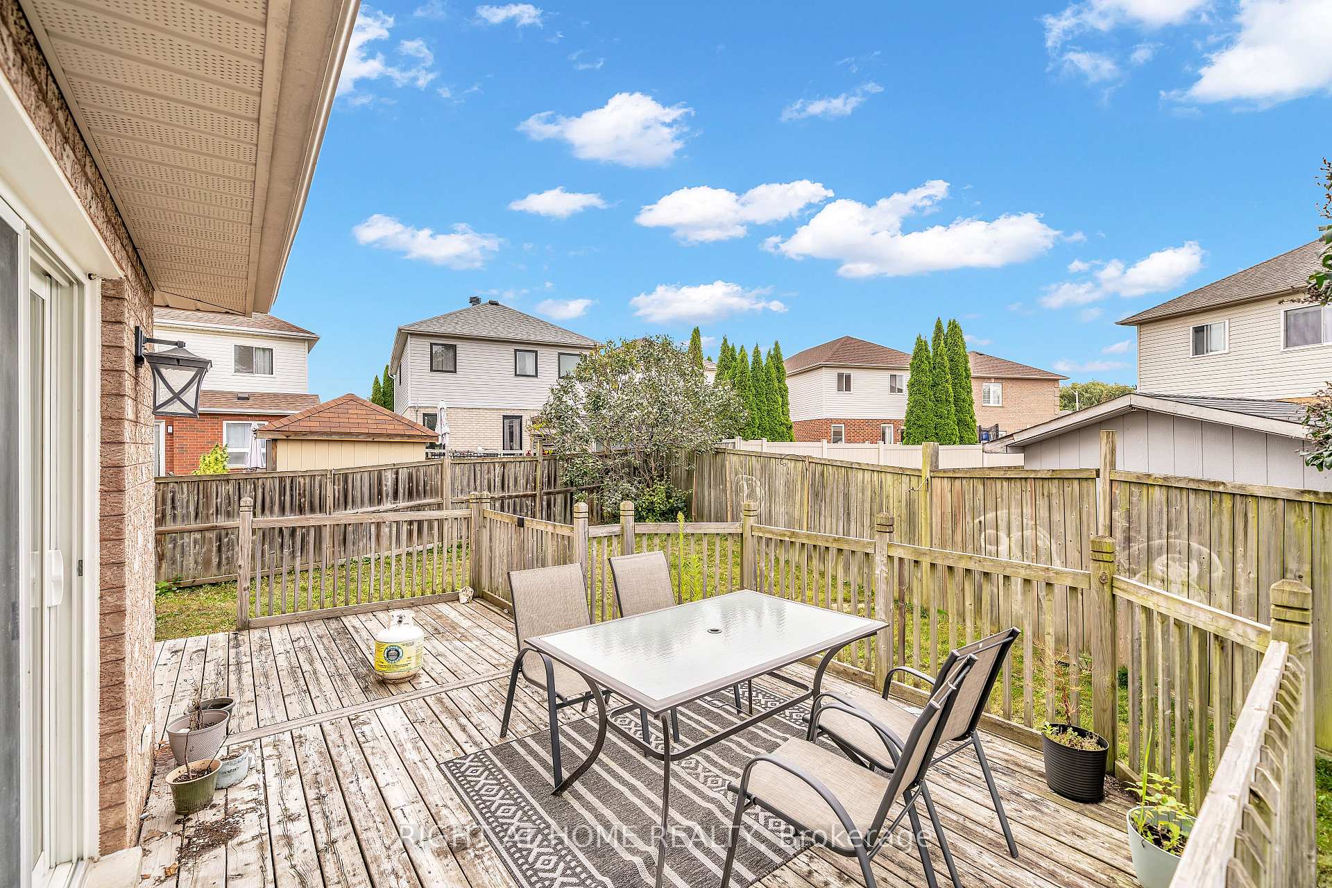 Photo 14 of 635 Longworth Avenue, Clarington, Bowmanville — HOMEH