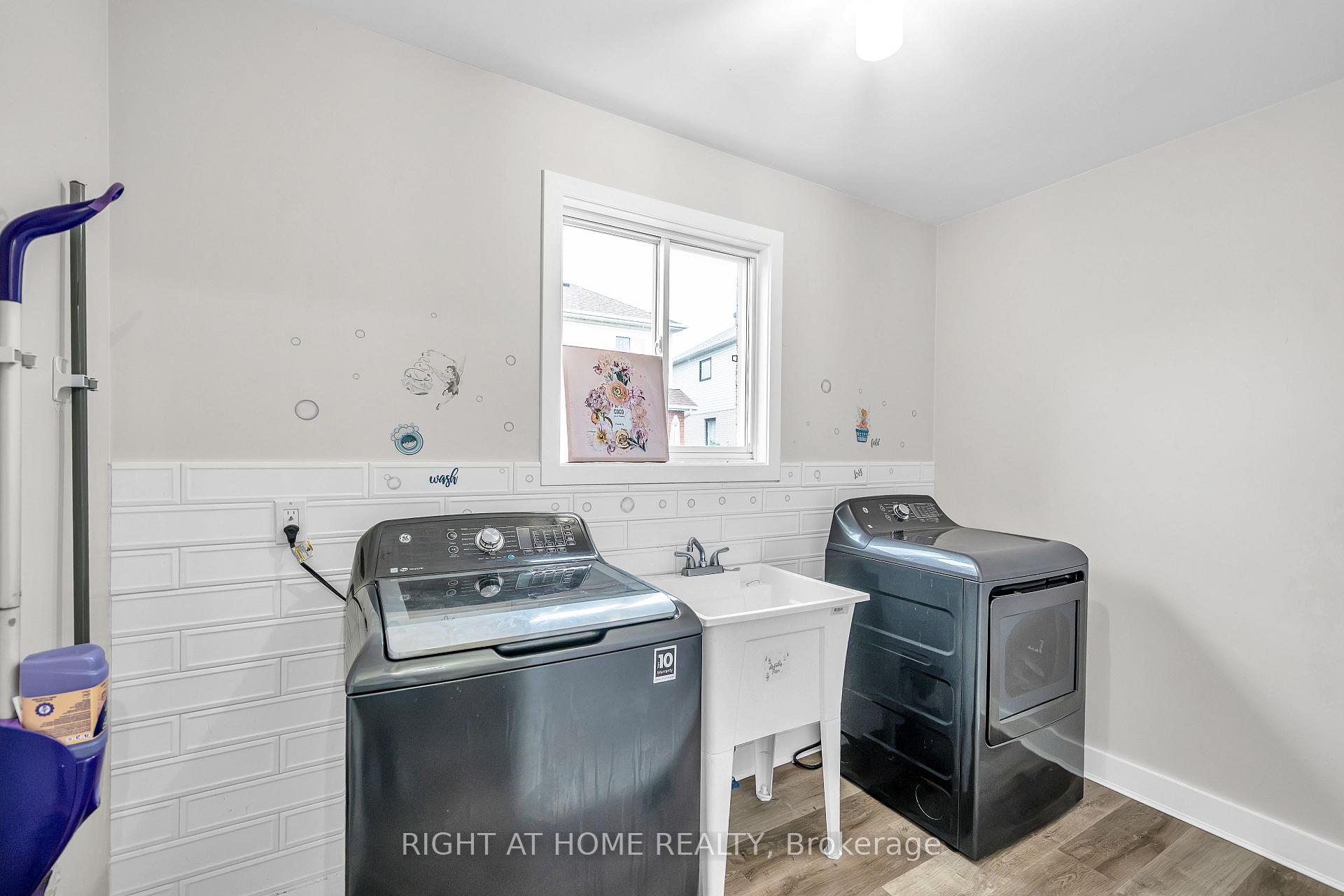 Photo 16 of 635 Longworth Avenue, Clarington, Bowmanville — HOMEH