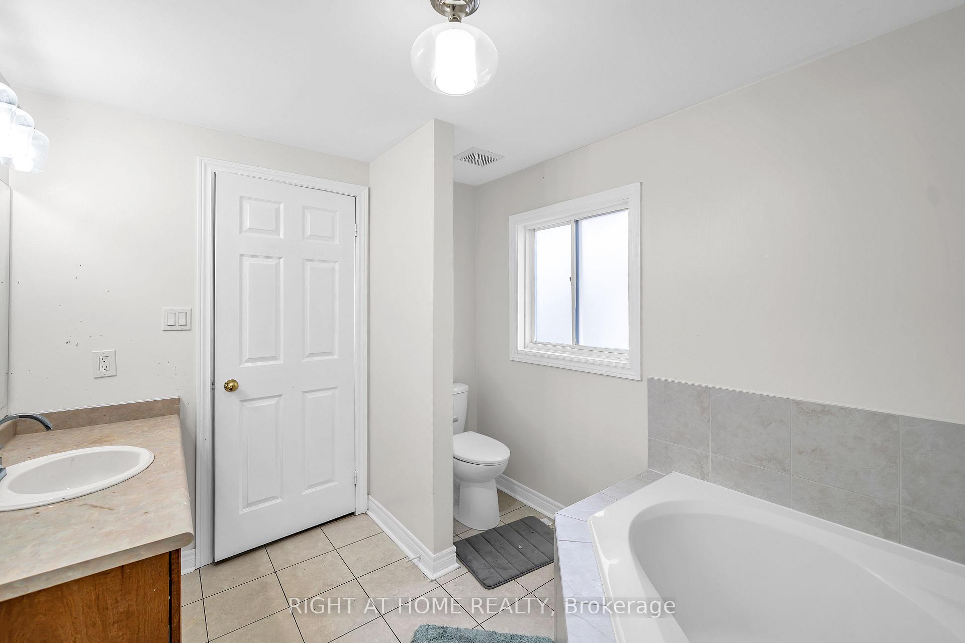 Photo 20 of 635 Longworth Avenue, Clarington, Bowmanville — HOMEH