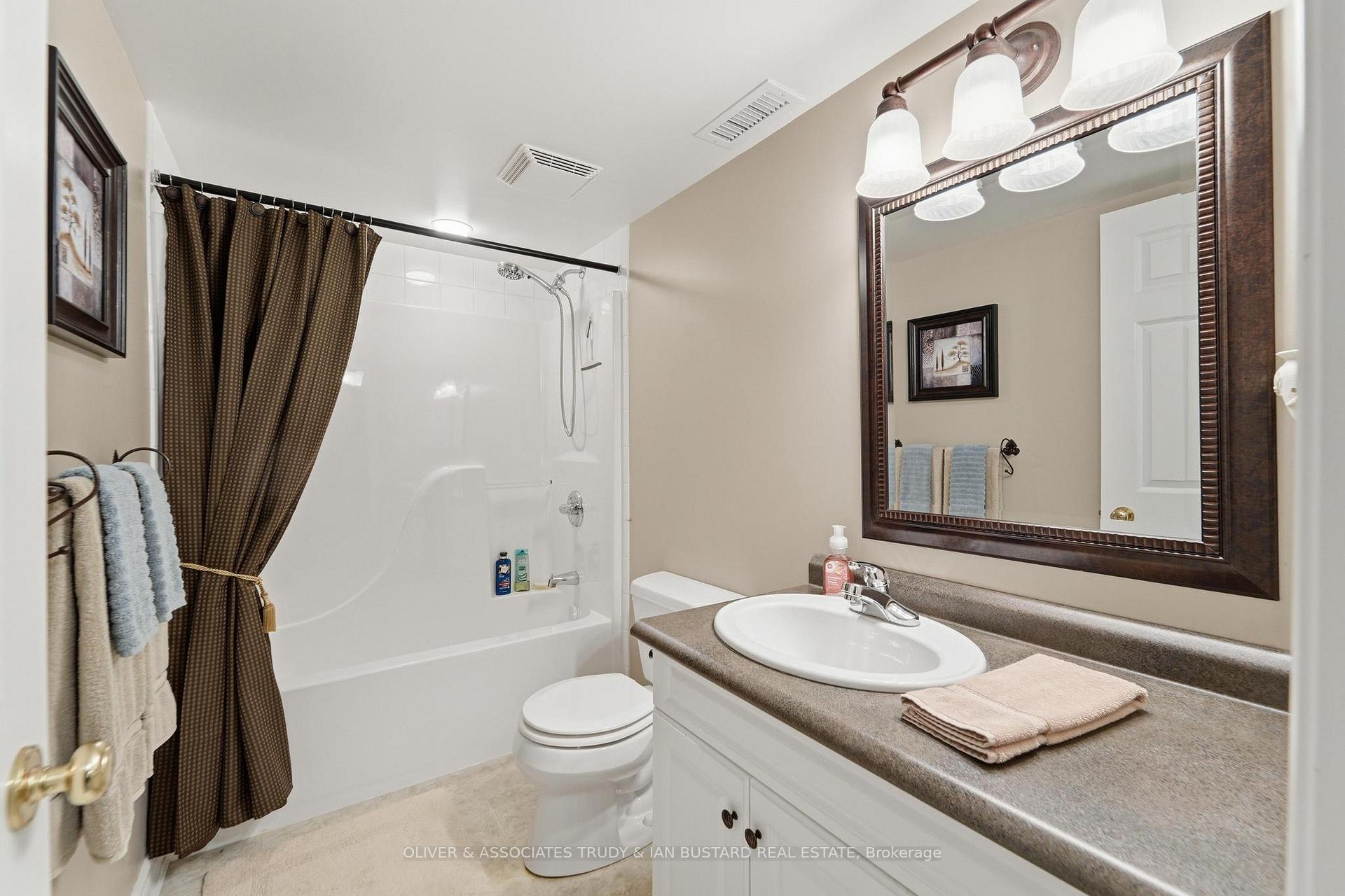 Photo 30 of 10075 Jennison Crescent, Lambton Shores, Grand Bend — HOMEH