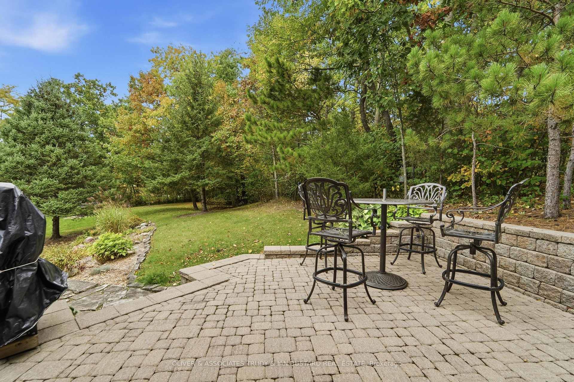 Photo 35 of 10075 Jennison Crescent, Lambton Shores, Grand Bend — HOMEH
