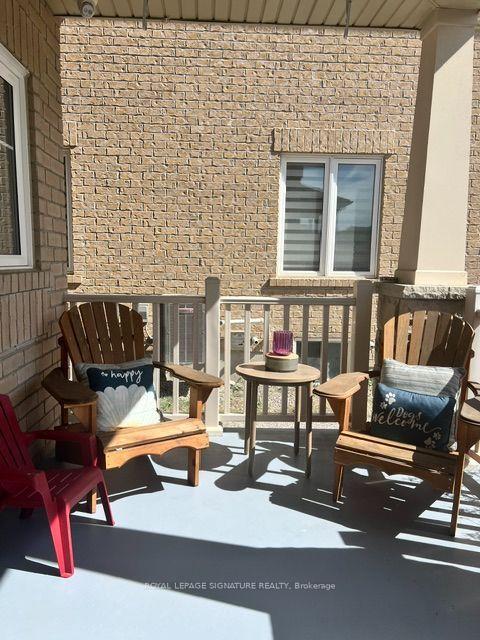 Photo 3 of 1832 Misthollow Drive, Pickering, Duffin Heights — HOMEH