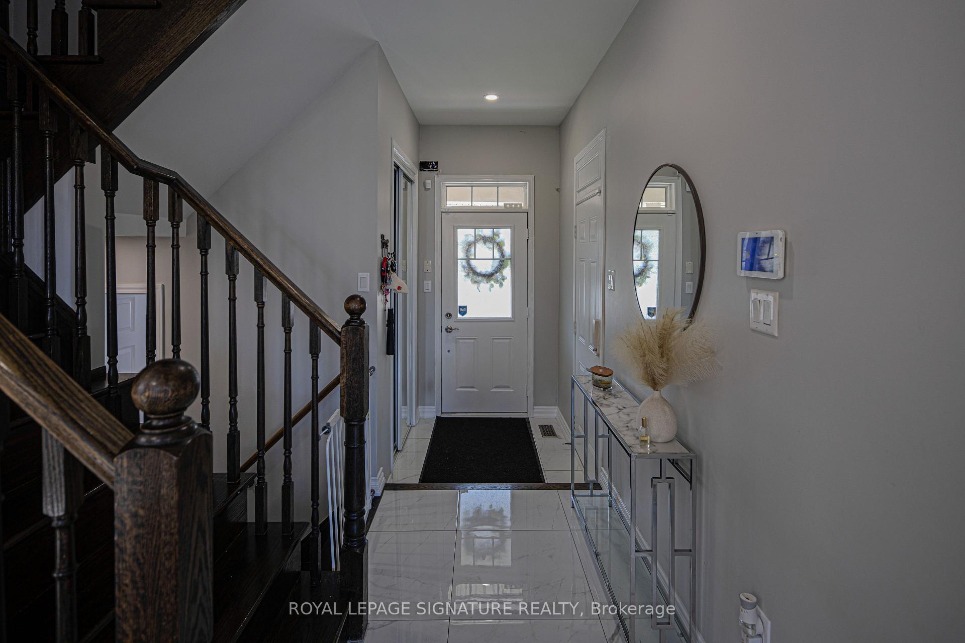 Photo 5 of 1832 Misthollow Drive, Pickering, Duffin Heights — HOMEH