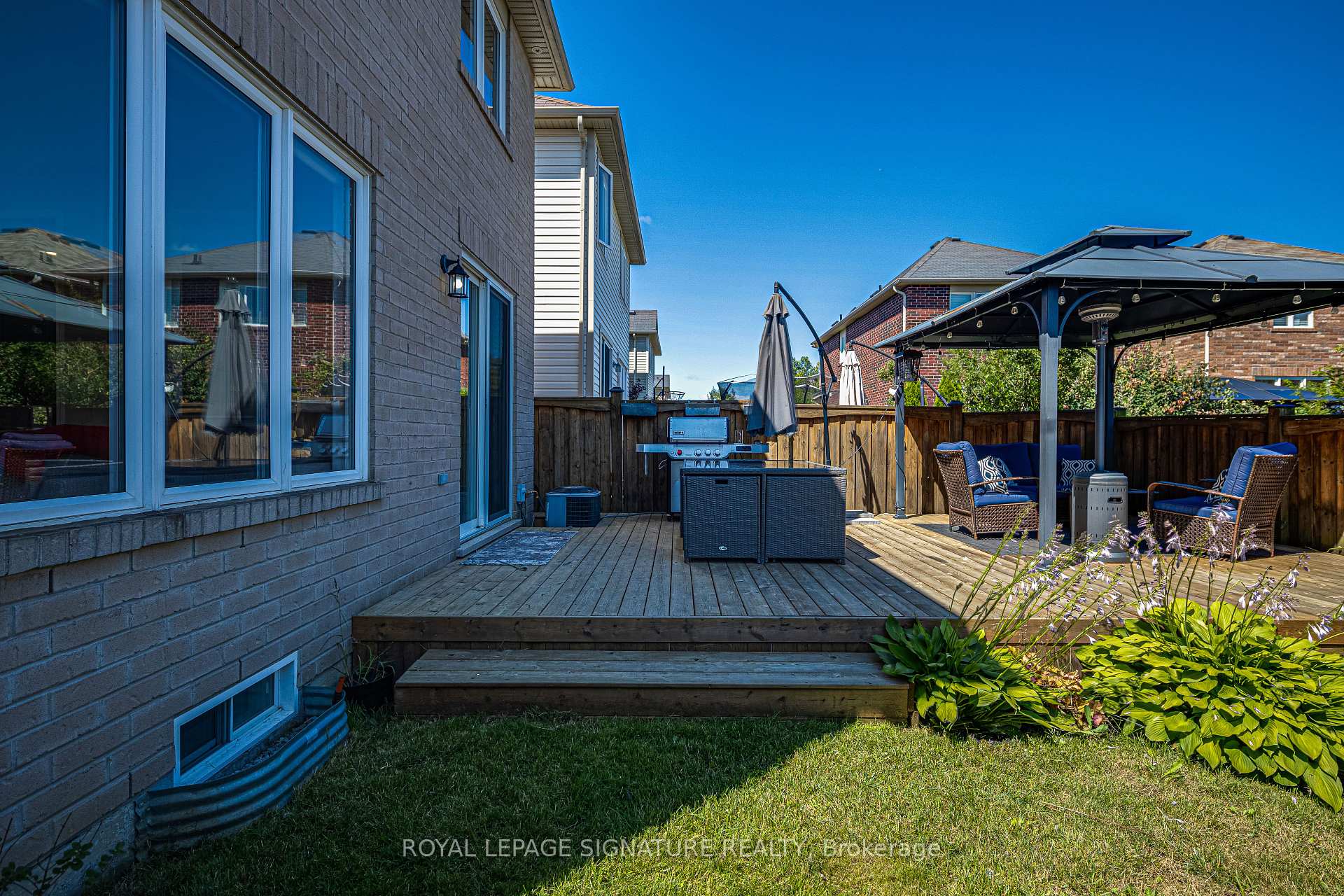 Photo 19 of 1832 Misthollow Drive, Pickering, Duffin Heights — HOMEH