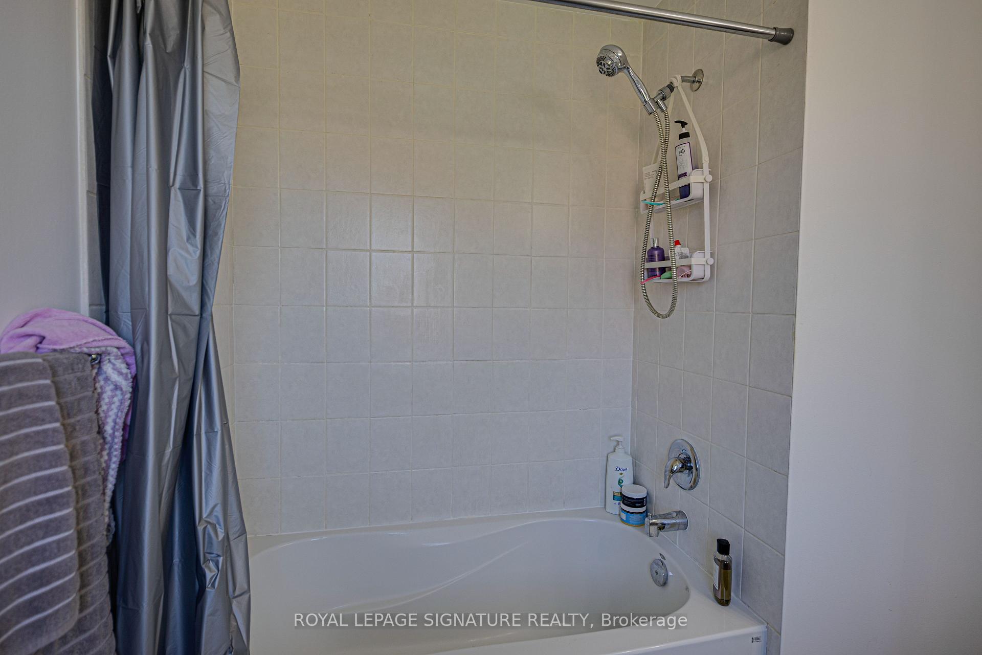 Photo 31 of 1832 Misthollow Drive, Pickering, Duffin Heights — HOMEH