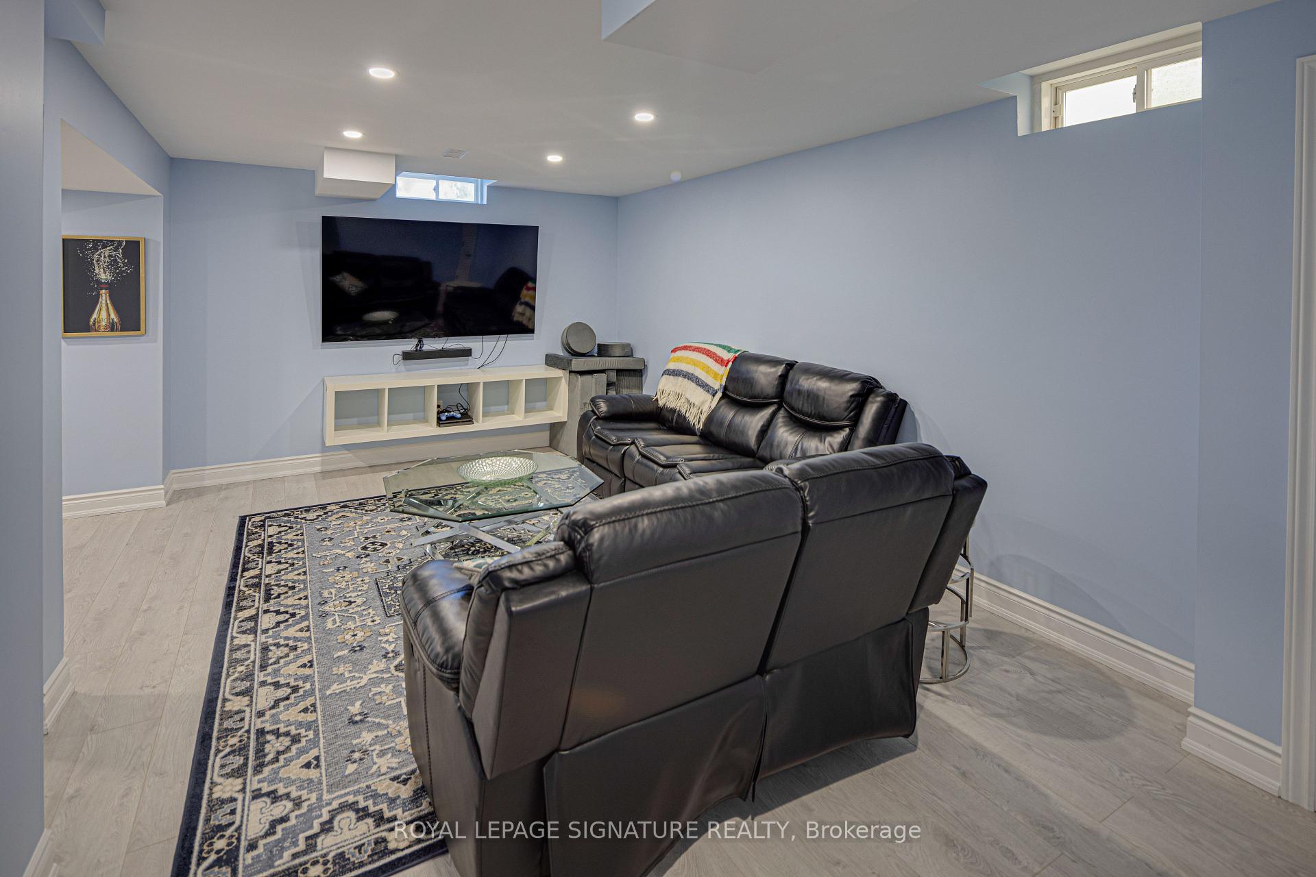 Photo 33 of 1832 Misthollow Drive, Pickering, Duffin Heights — HOMEH