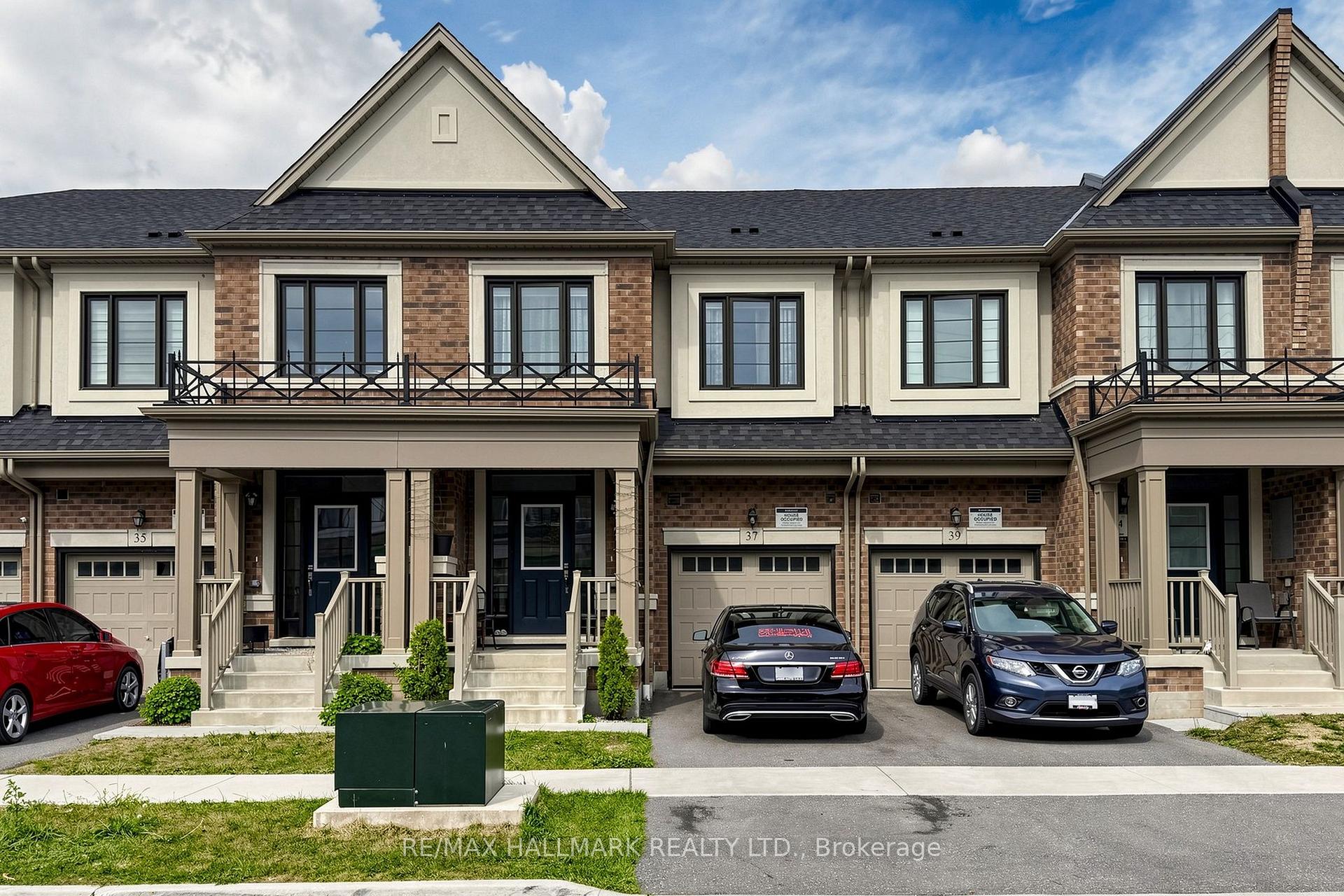 Photo 7 of 37 Velvet Drive, Whitby, Rural Whitby — HOMEH