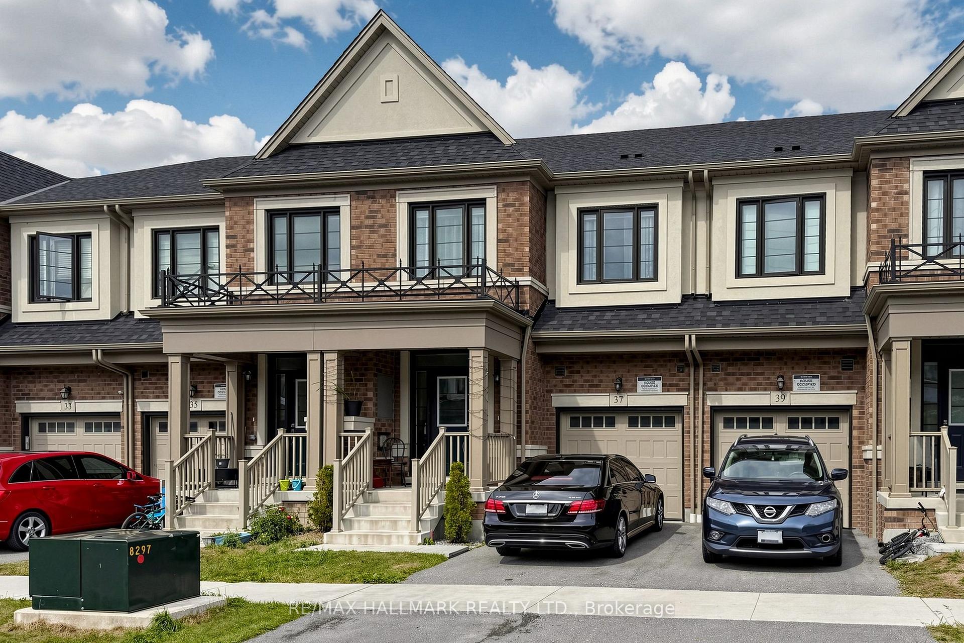 Photo 8 of 37 Velvet Drive, Whitby, Rural Whitby — HOMEH