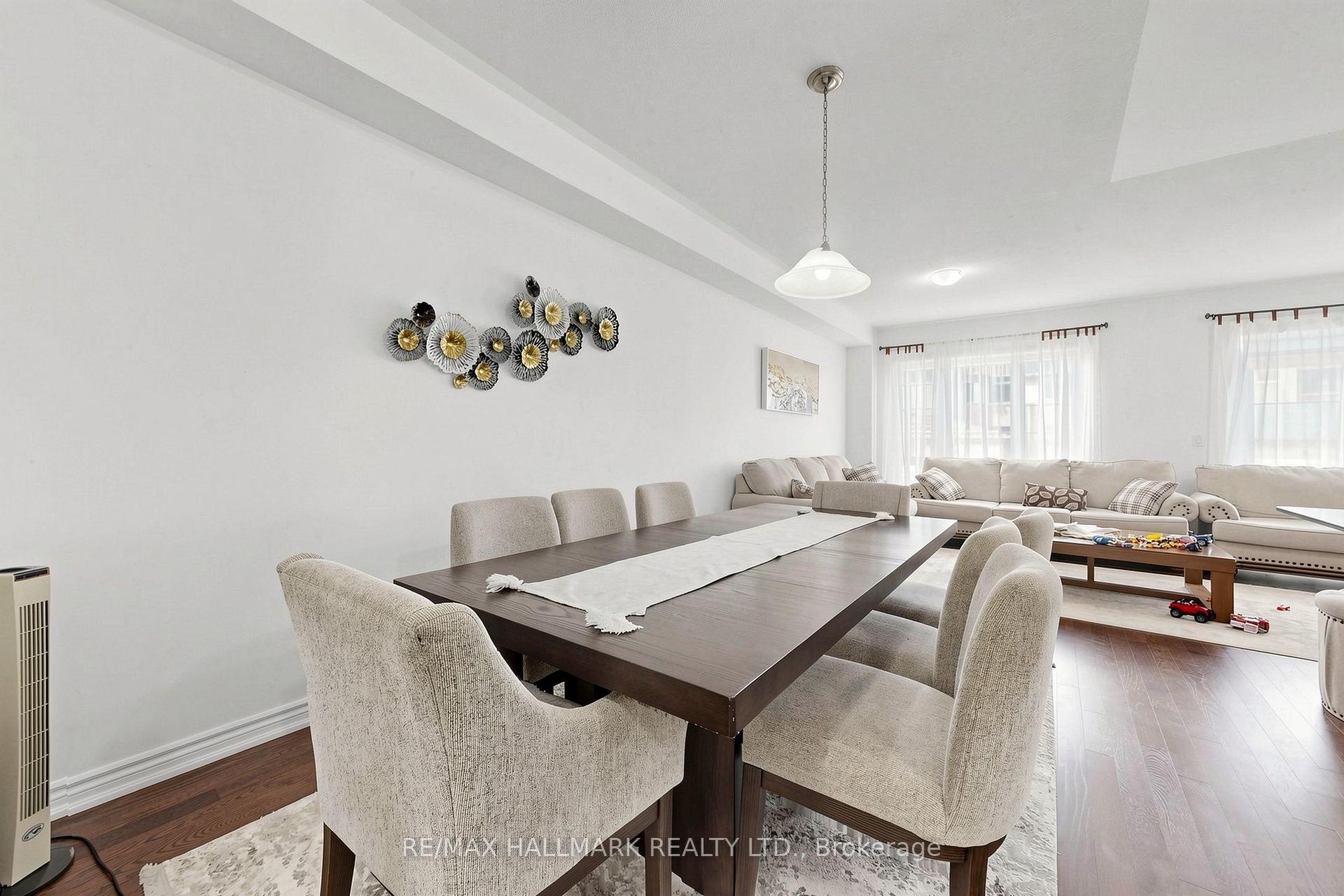 Photo 20 of 37 Velvet Drive, Whitby, Rural Whitby — HOMEH