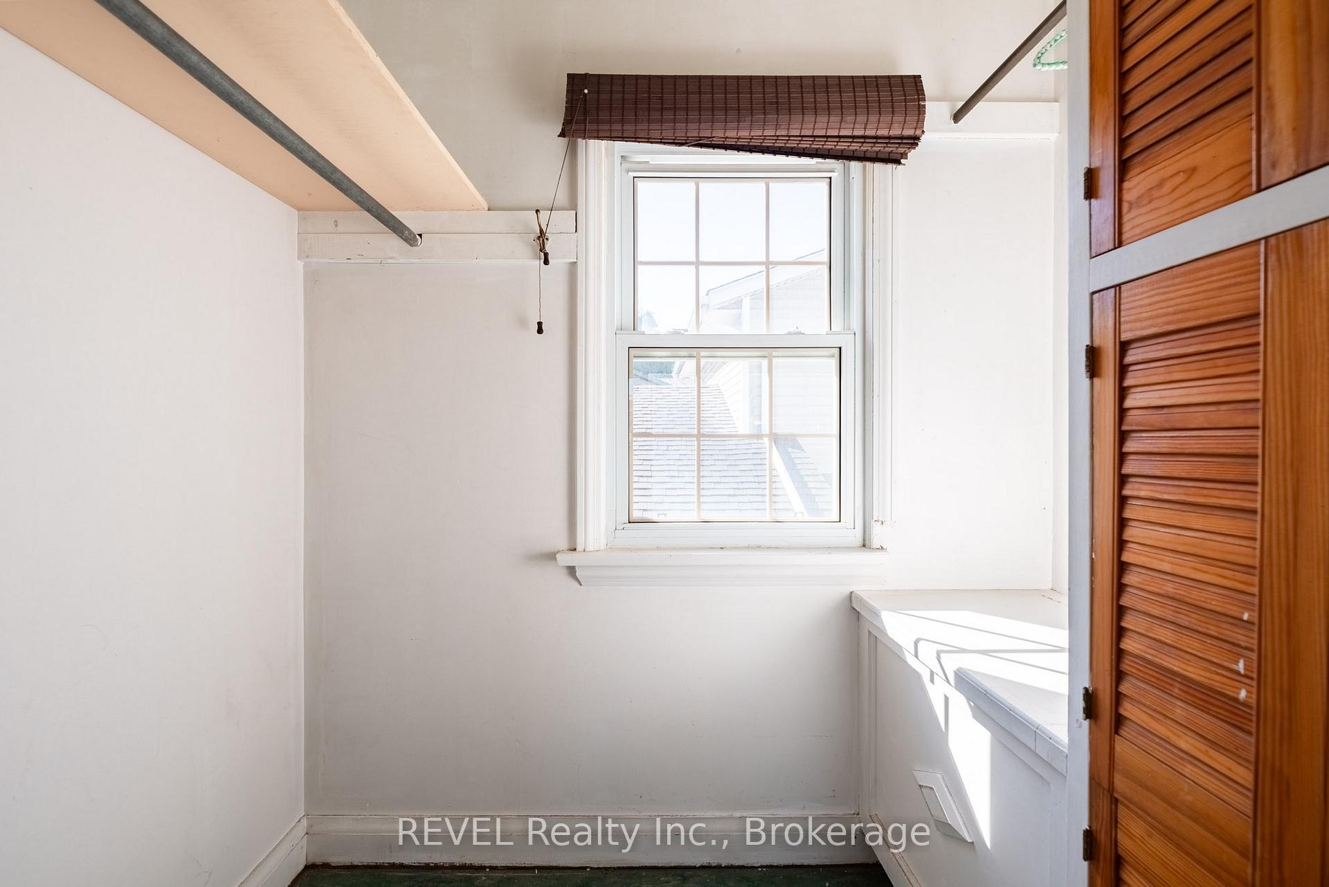 Photo 31 of 7044 Leeming Street, Niagara Falls, Hospital — HOMEH