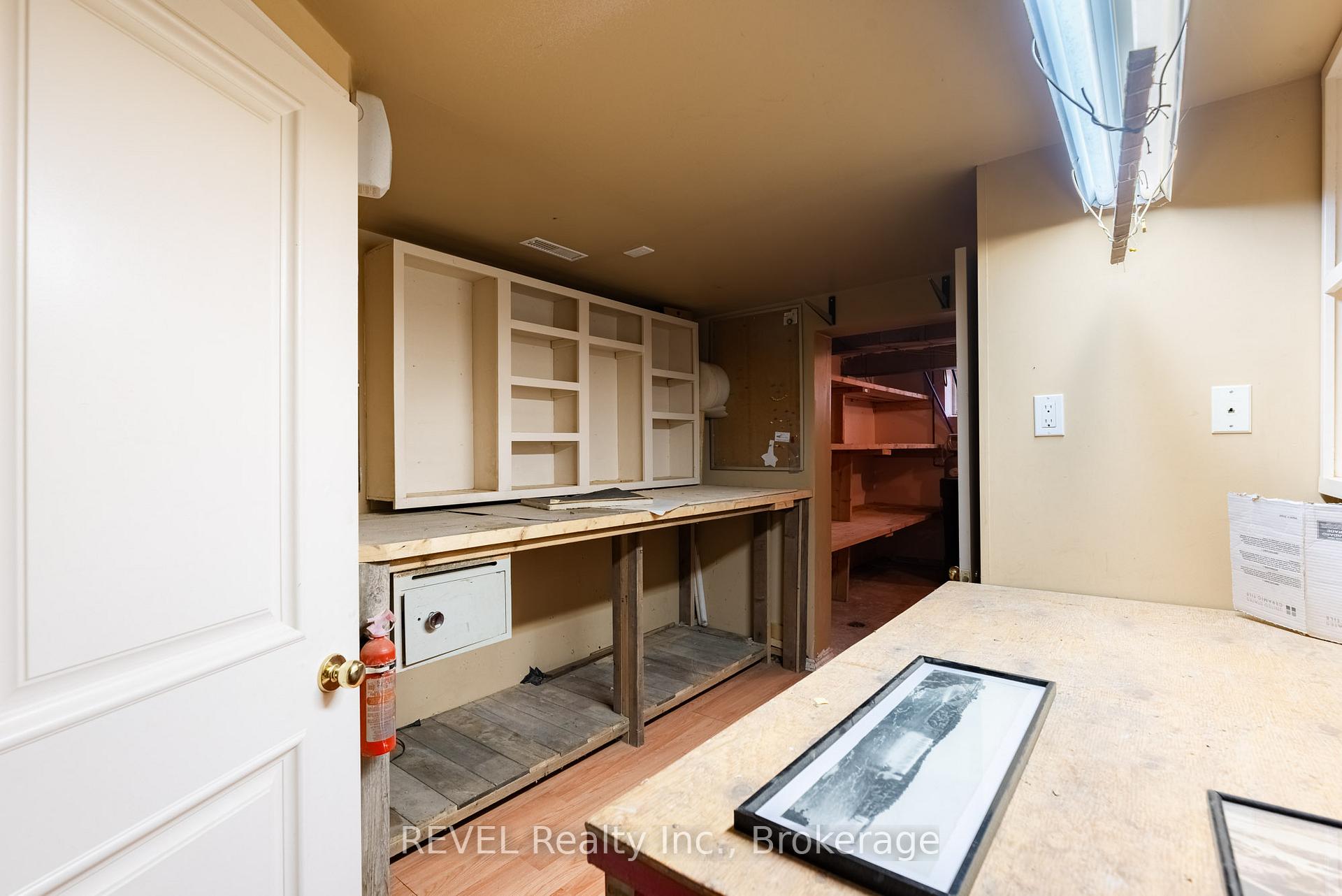 Photo 43 of 7044 Leeming Street, Niagara Falls, Hospital — HOMEH
