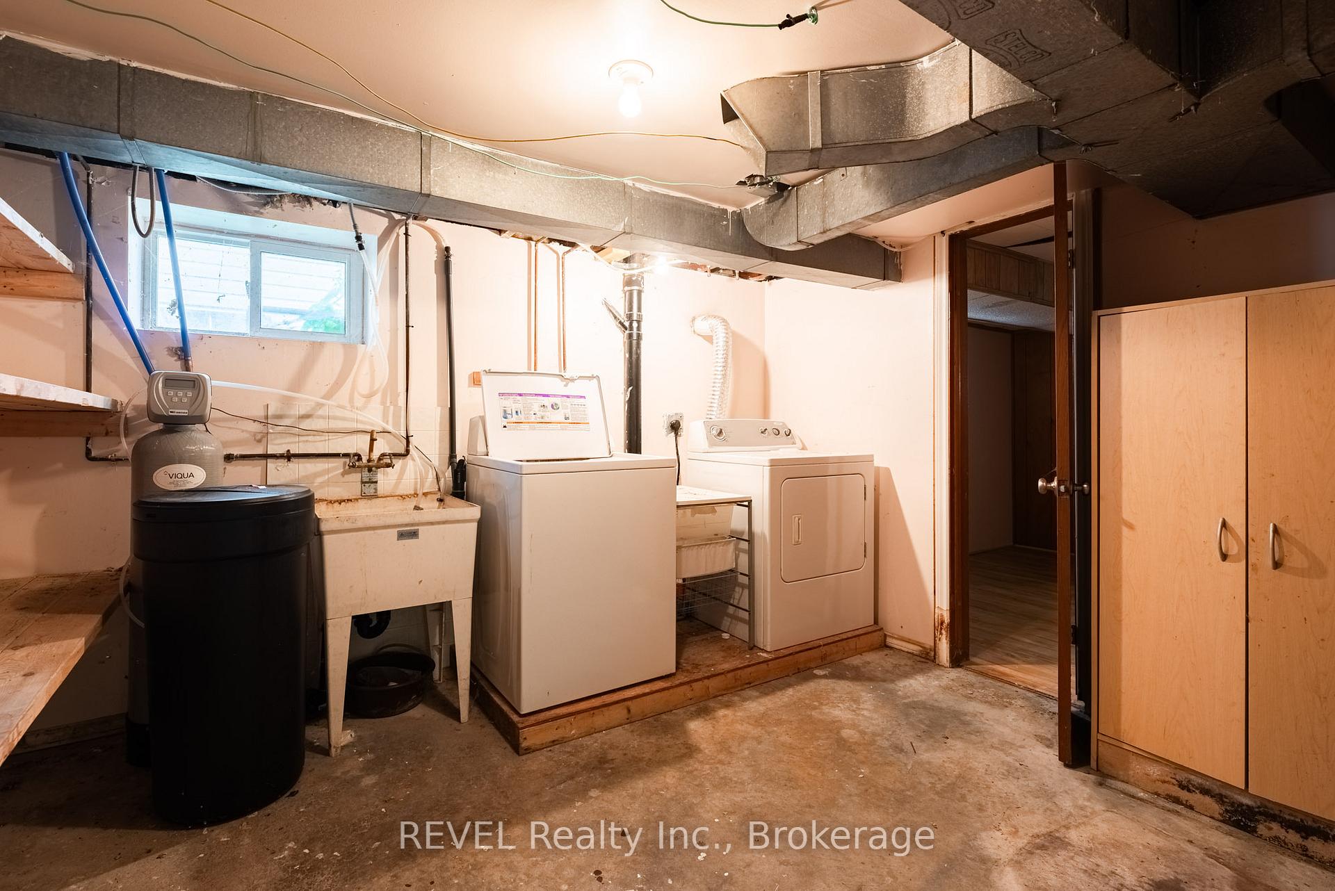 Photo 45 of 7044 Leeming Street, Niagara Falls, Hospital — HOMEH
