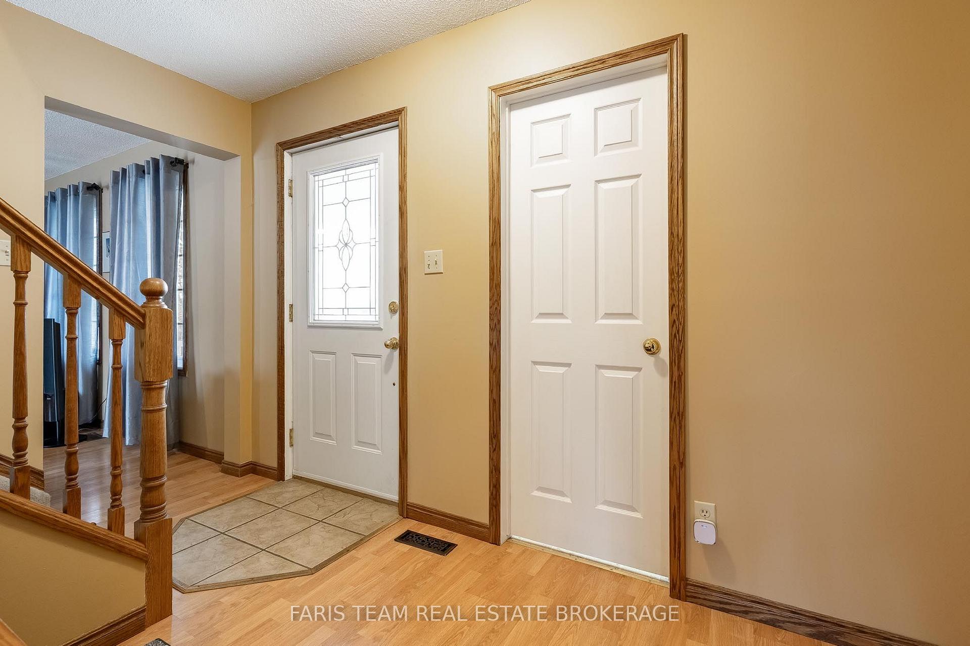 Photo 6 of 1 Hallen Drive, Penetanguishene — HOMEH