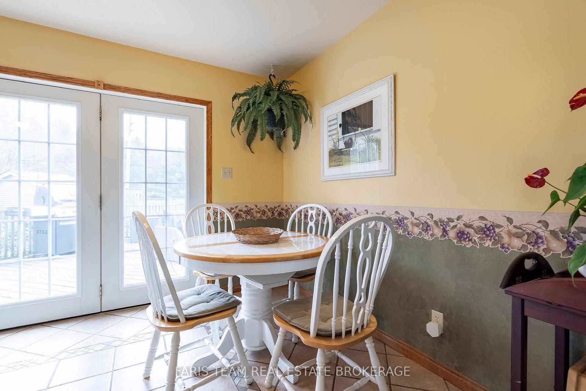 Photo 12 of 1 Hallen Drive, Penetanguishene — HOMEH