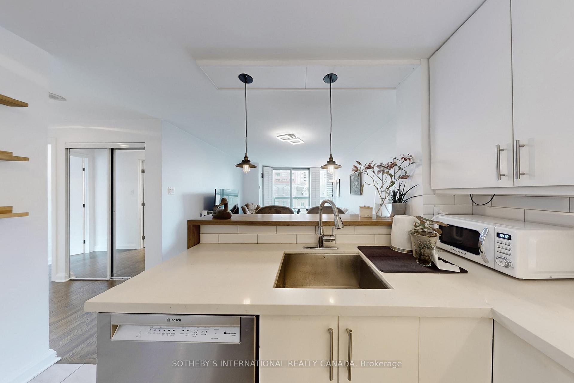 Photo 13 of Unit 501, 109 Front Street E, Toronto, Waterfront Communities — HOMEH