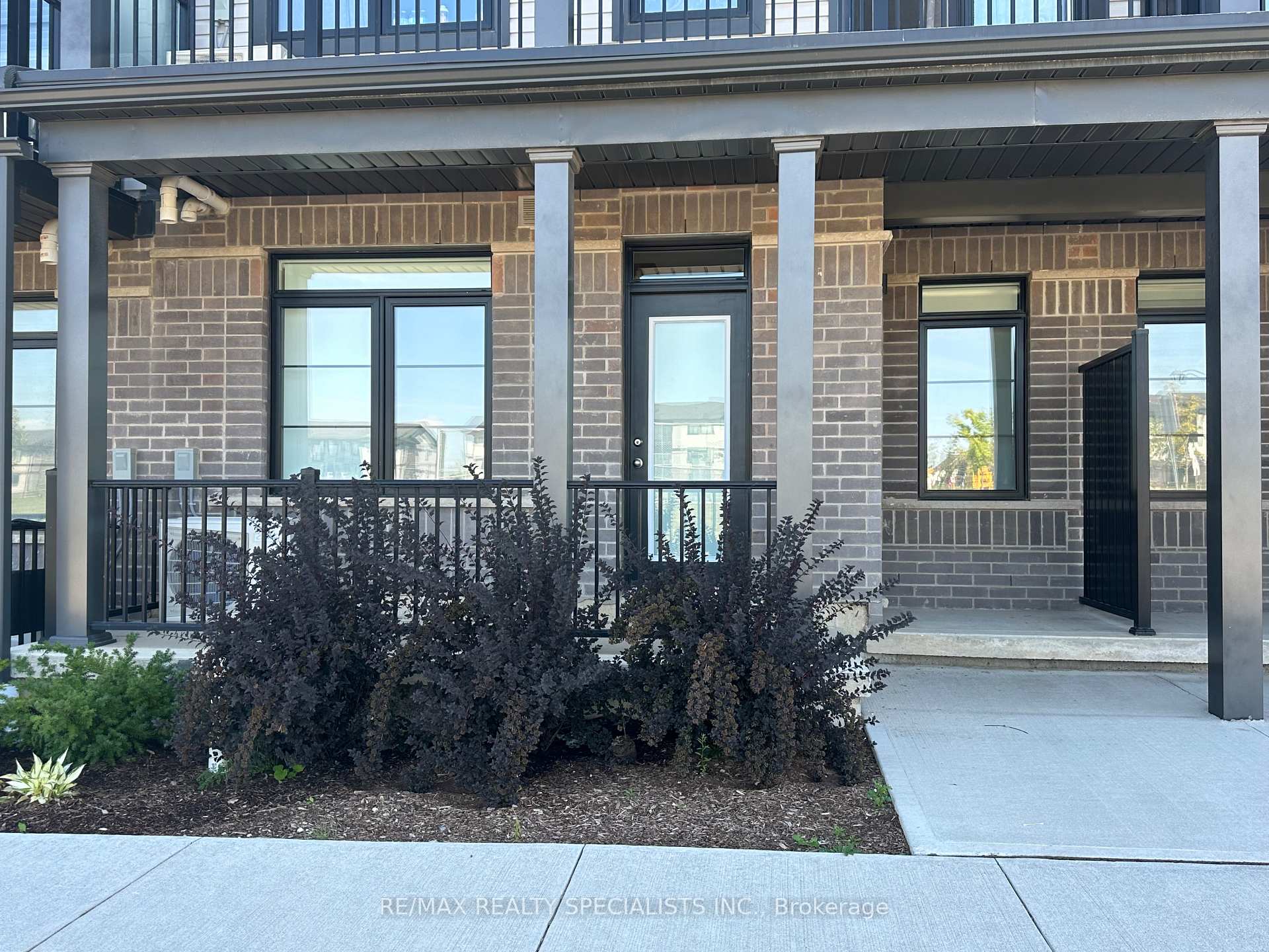 Photo 12 of 120 Wheat Lane, Kitchener, Huron Park — HOMEH