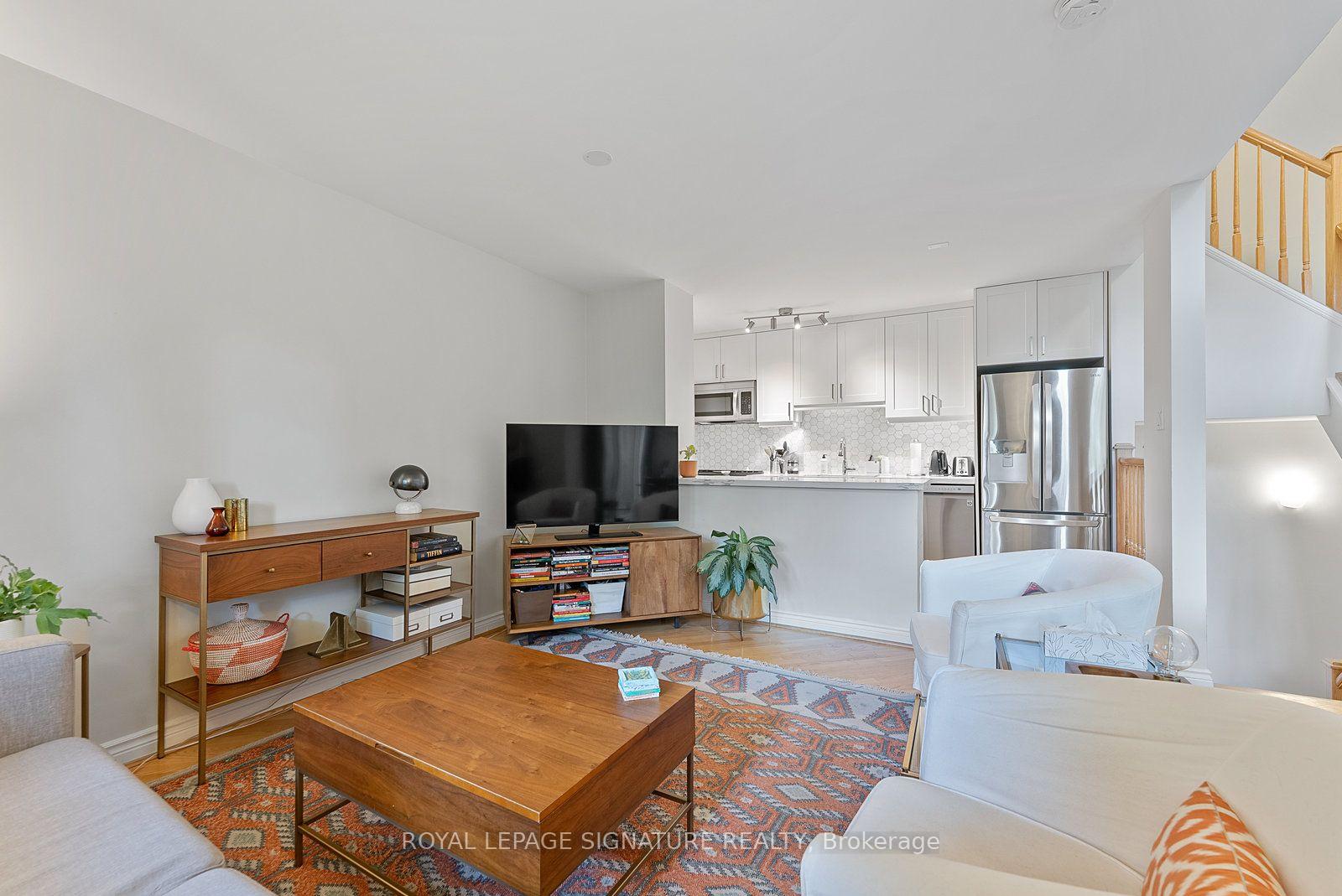 Photo 6 of Unit 2, 359 Albany Avenue, Toronto, The Annex — HOMEH