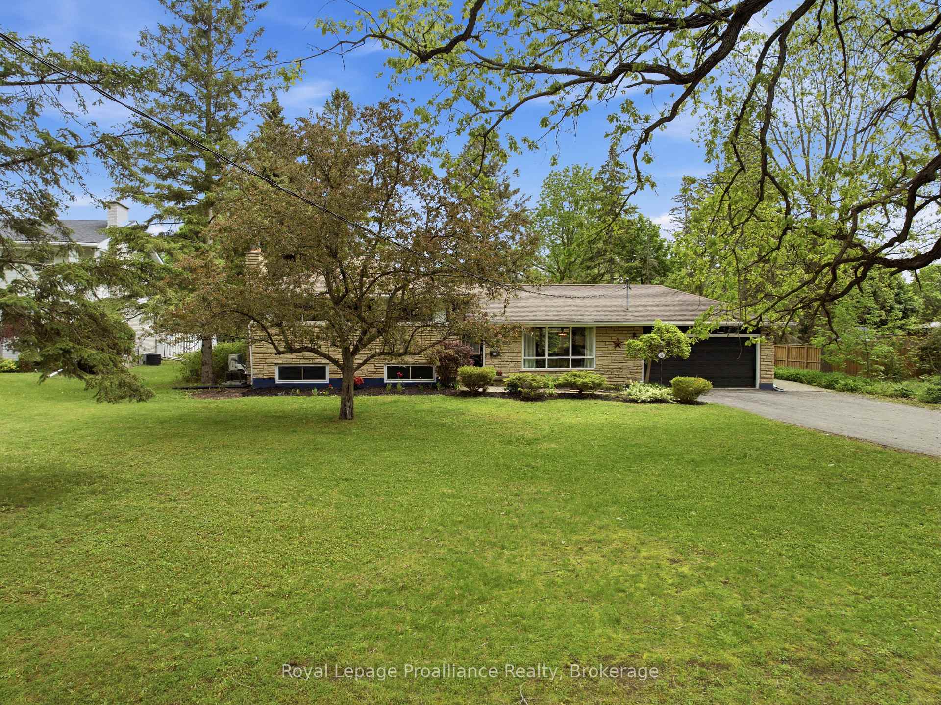 Photo 2 of 51 Selena Avenue, Belleville, Belleville Ward — HOMEH