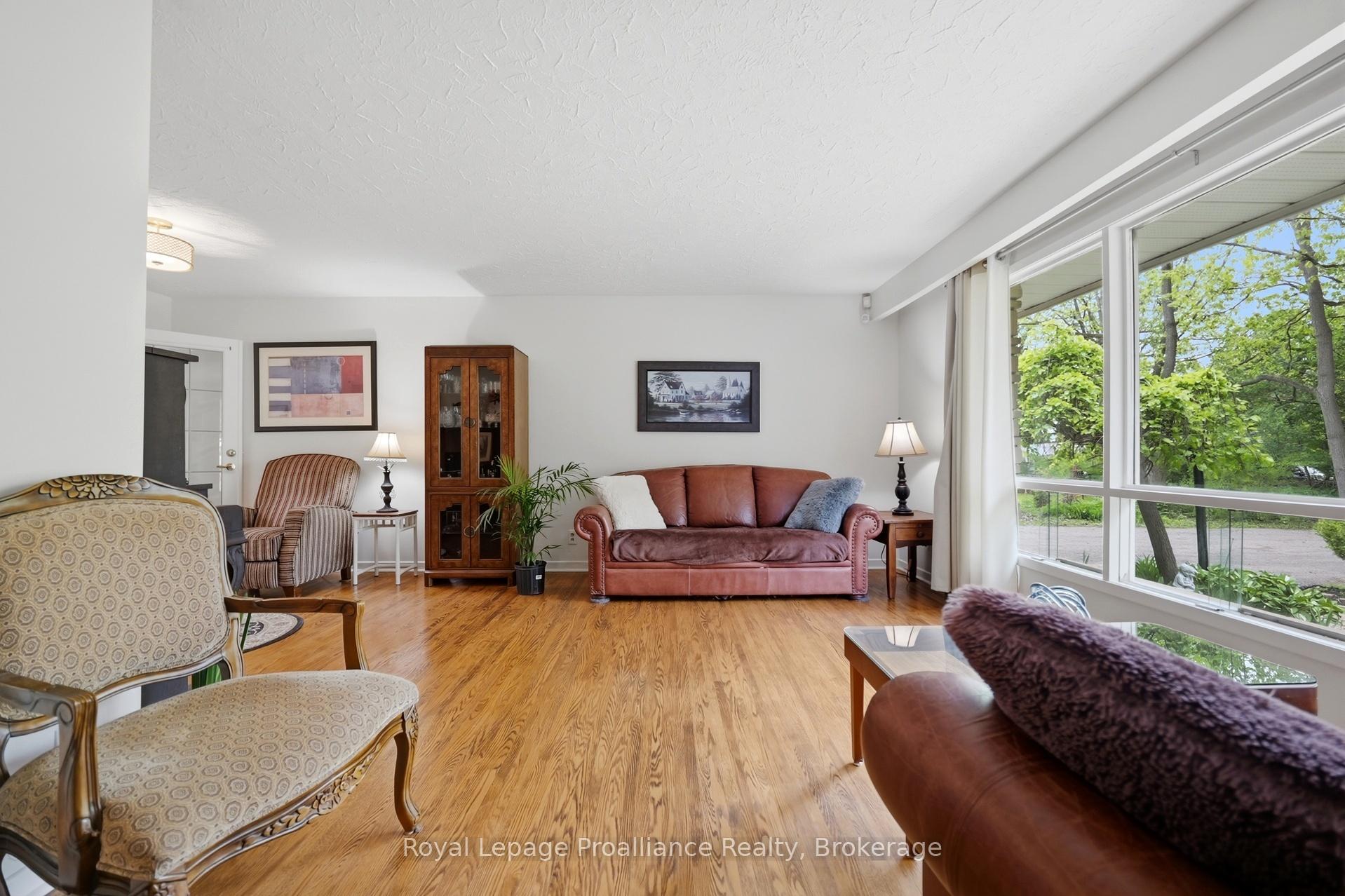 Photo 6 of 51 Selena Avenue, Belleville, Belleville Ward — HOMEH