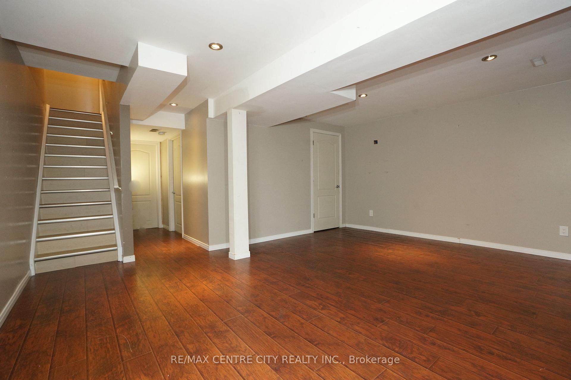 Photo 39 of 521 Blackwater Place, London, North C — HOMEH