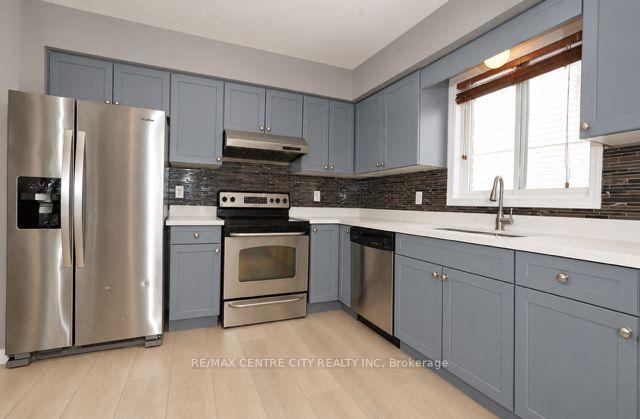 Photo 14 of 521 Blackwater Place, London, North C — HOMEH