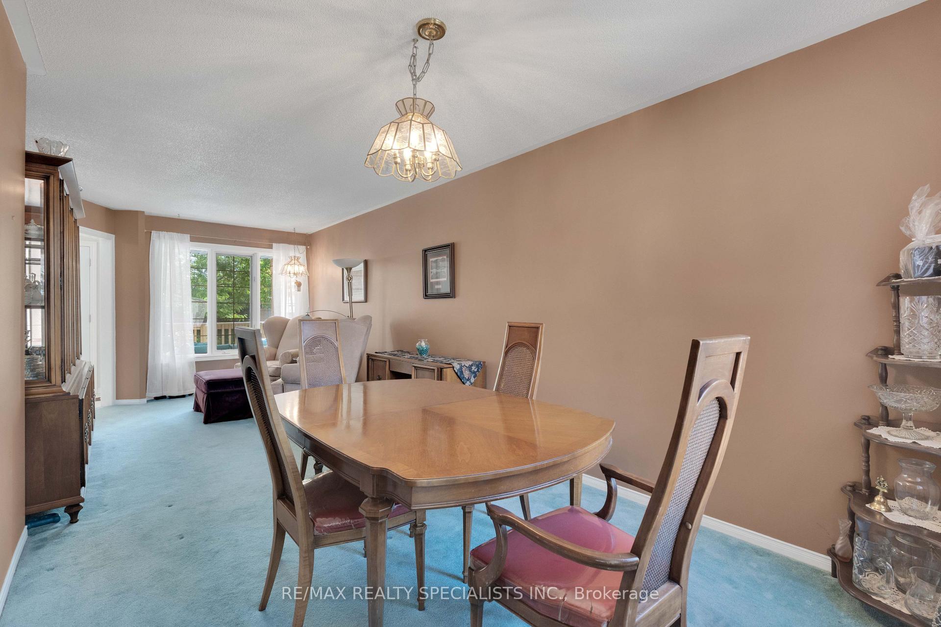 Photo 20 of 20 McCullough Crescent, Halton Hills, Georgetown — HOMEH