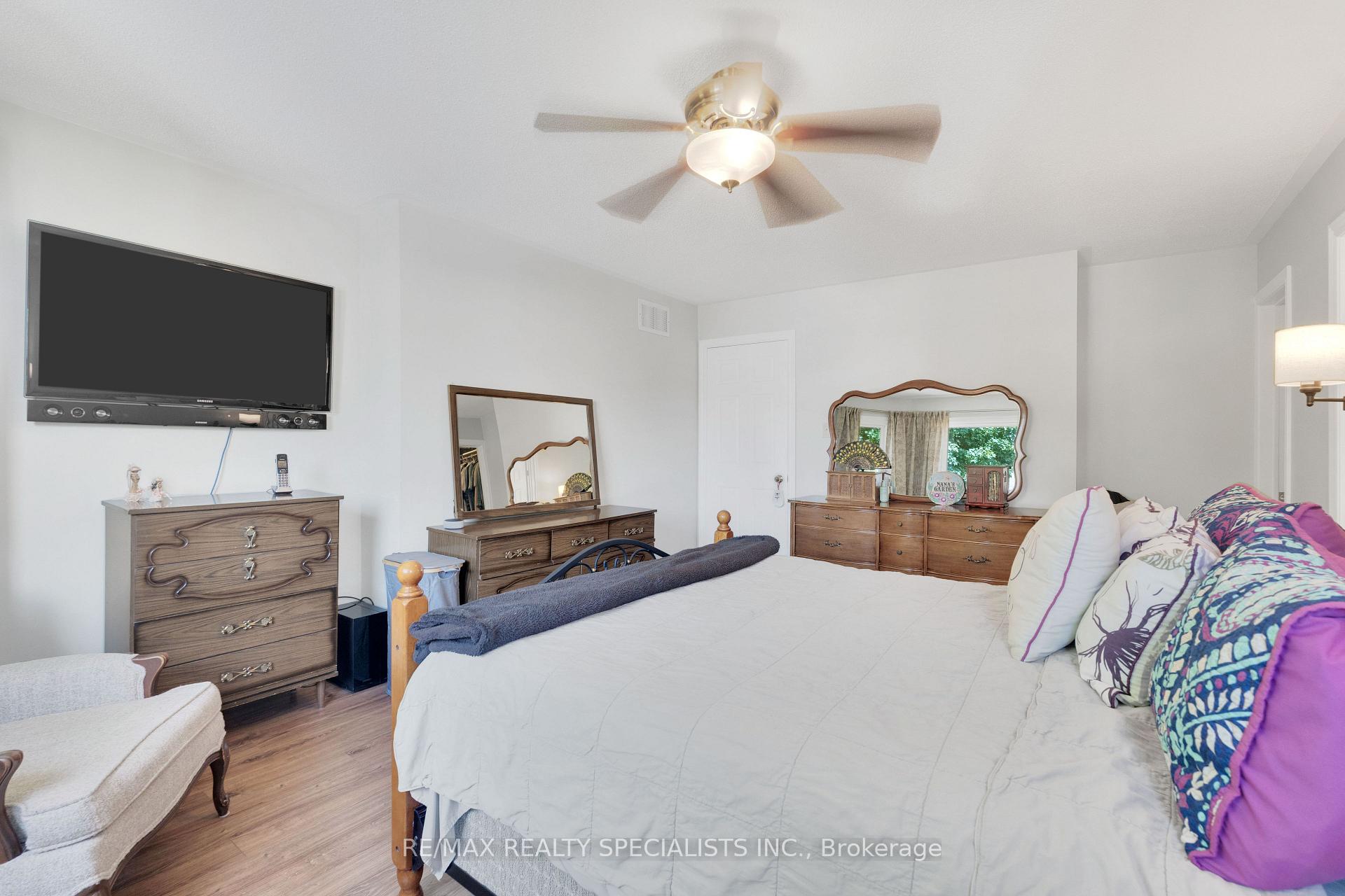Photo 26 of 20 McCullough Crescent, Halton Hills, Georgetown — HOMEH