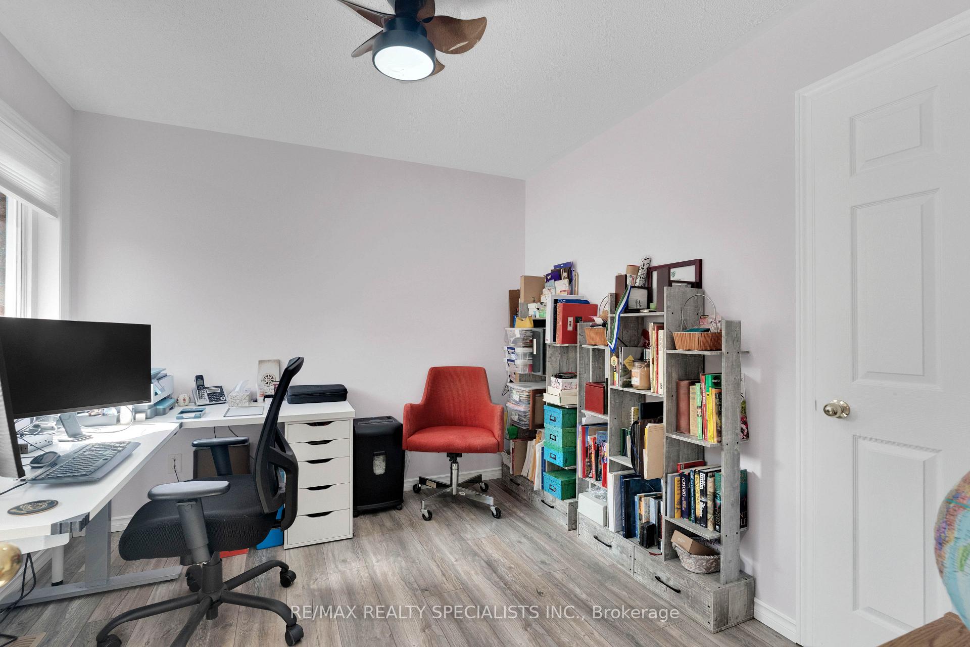 Photo 33 of 20 McCullough Crescent, Halton Hills, Georgetown — HOMEH