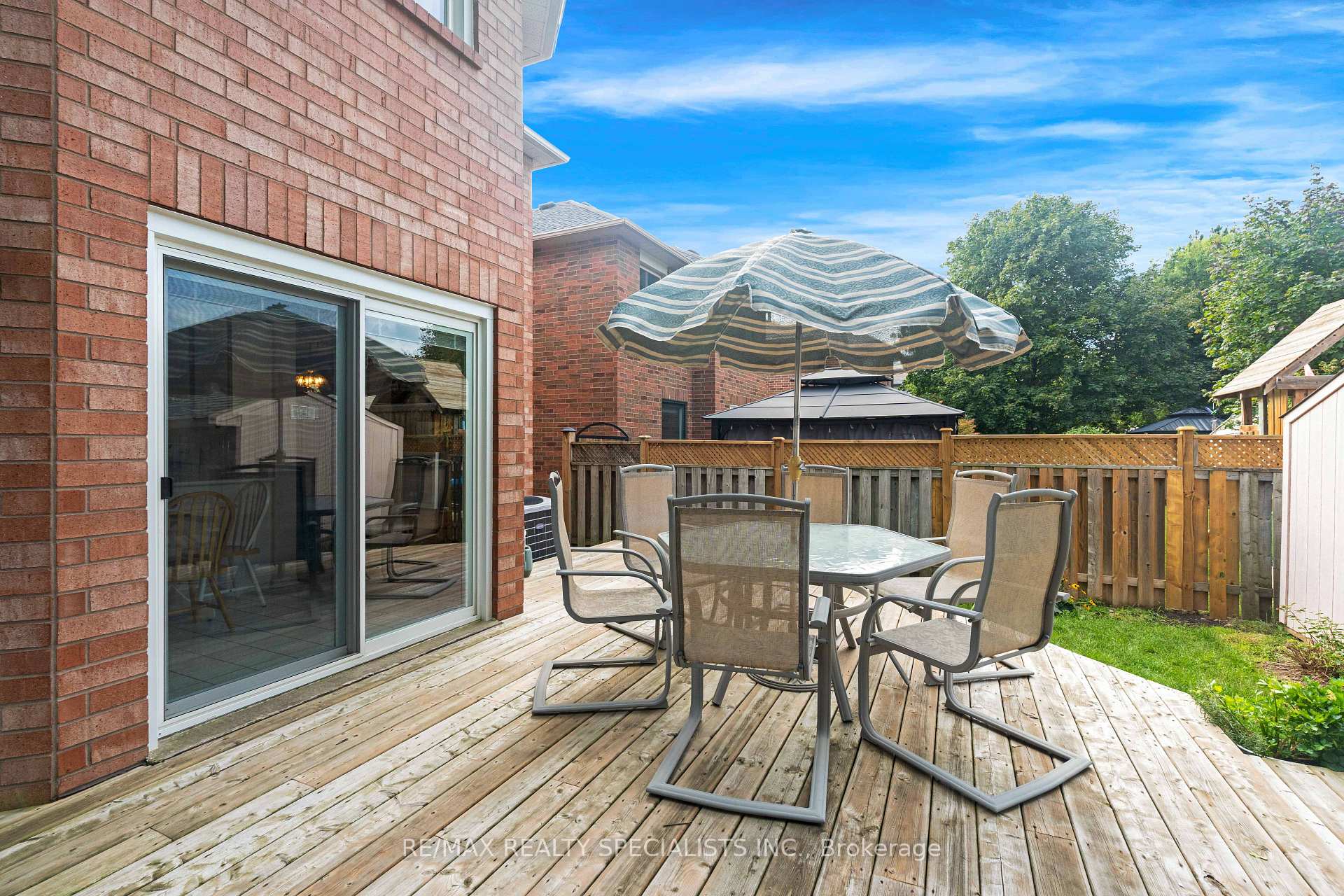 Photo 43 of 20 McCullough Crescent, Halton Hills, Georgetown — HOMEH