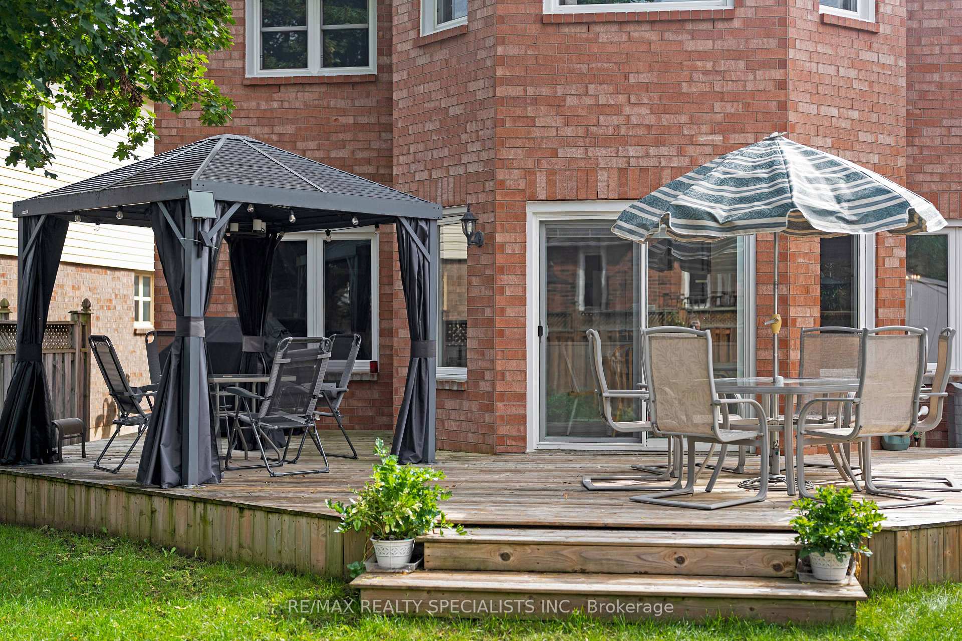 Photo 45 of 20 McCullough Crescent, Halton Hills, Georgetown — HOMEH