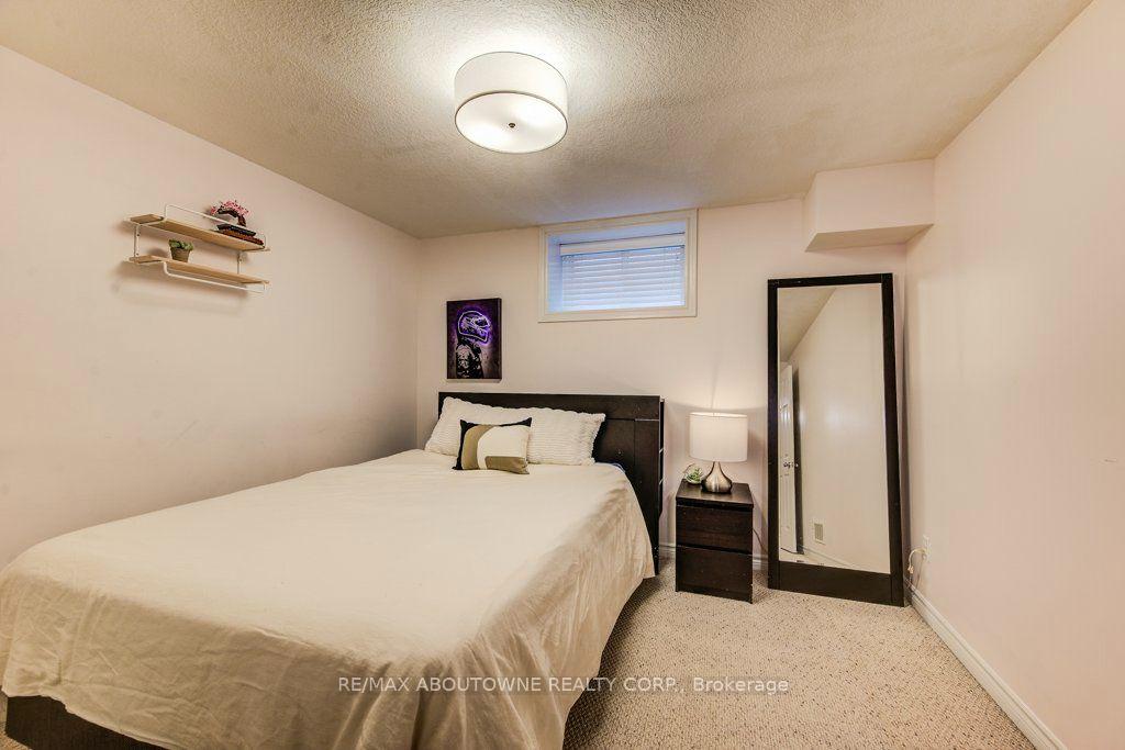 Photo 18 of 12 Brock Street, Guelph, Pineridge/Westminster Woods — HOMEH