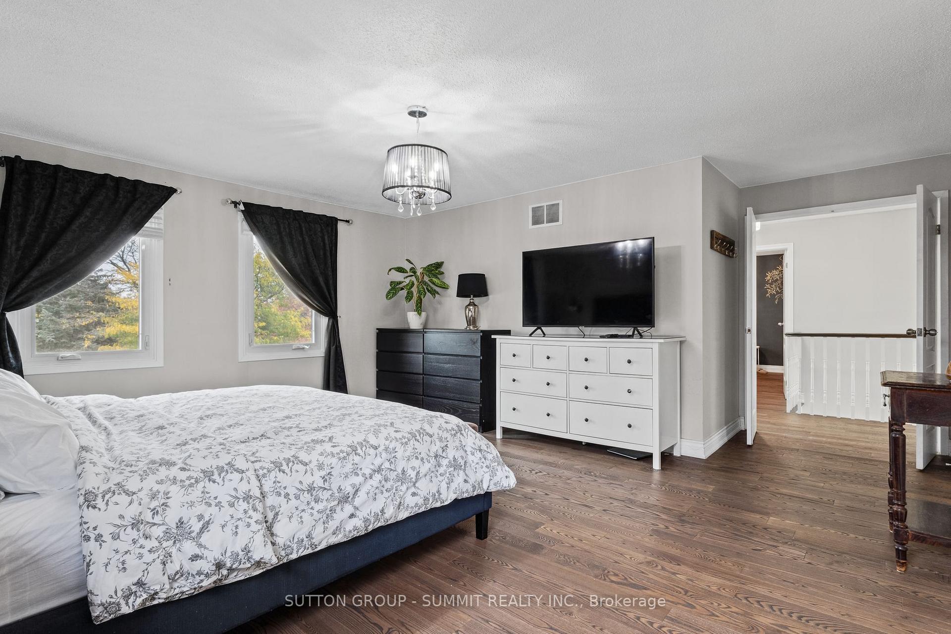Photo 20 of 116 Mikado Crescent, Brampton, Central Park — HOMEH