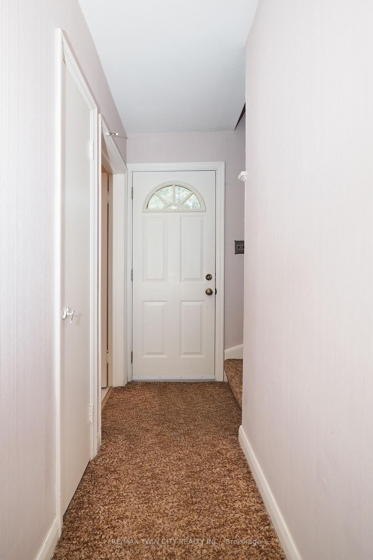 Photo 17 of 44 Ruby Street, Kitchener — HOMEH