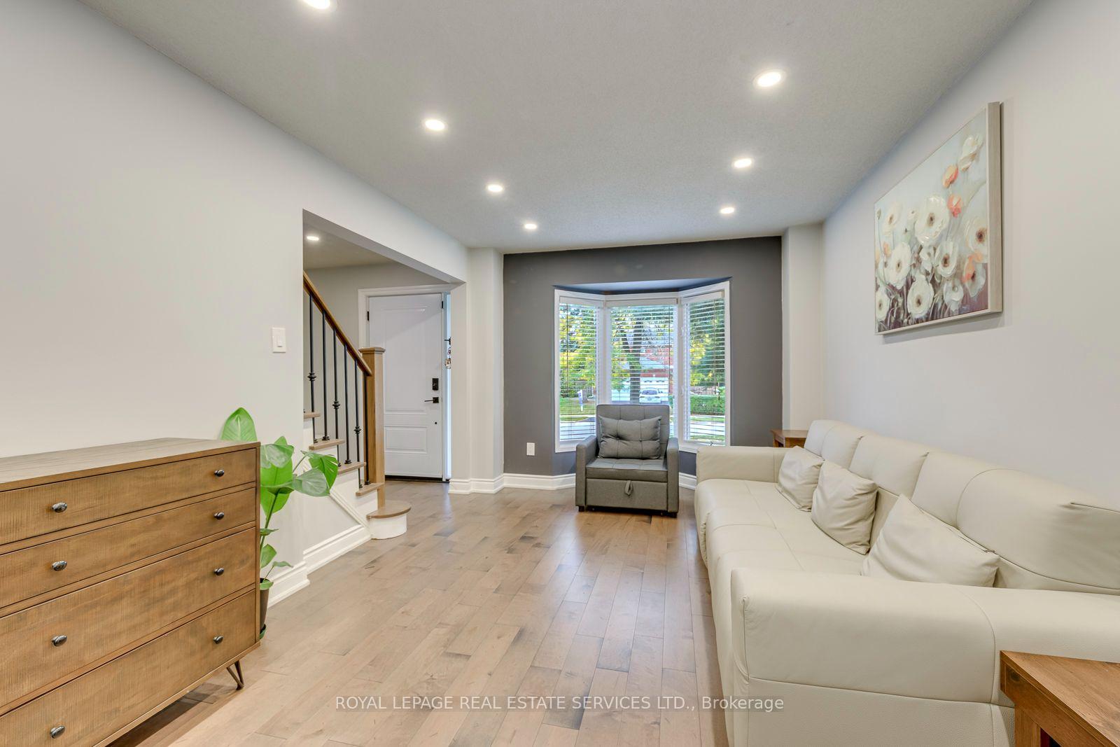 Photo 15 of 2100 Galena Crescent, Oakville, Wedgewood Creek — HOMEH