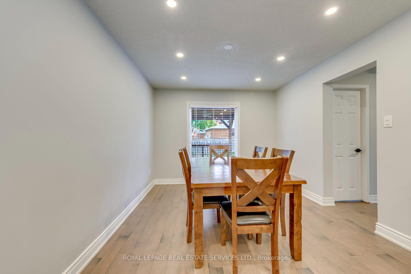 Photo 17 of 2100 Galena Crescent, Oakville, Wedgewood Creek — HOMEH