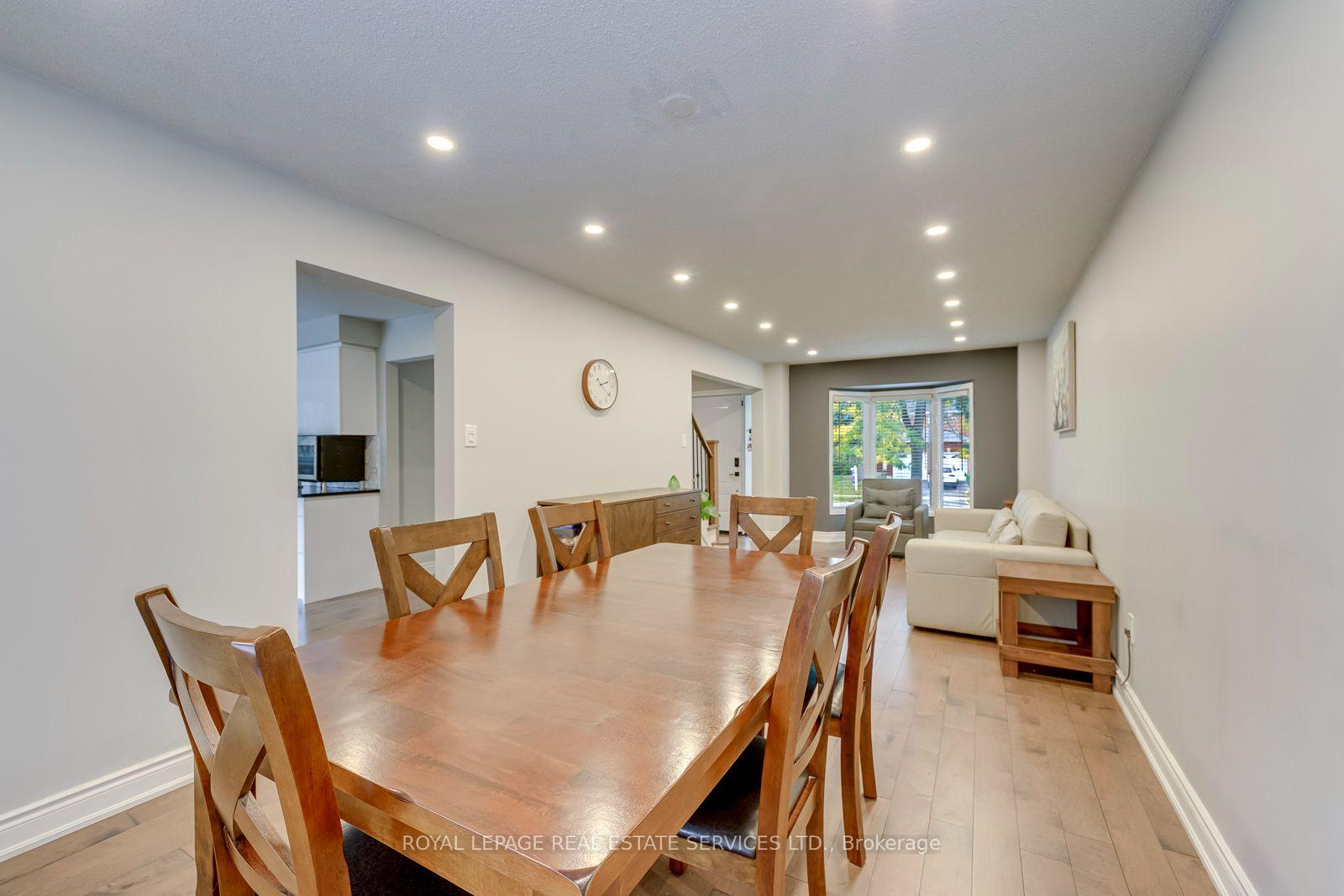 Photo 18 of 2100 Galena Crescent, Oakville, Wedgewood Creek — HOMEH