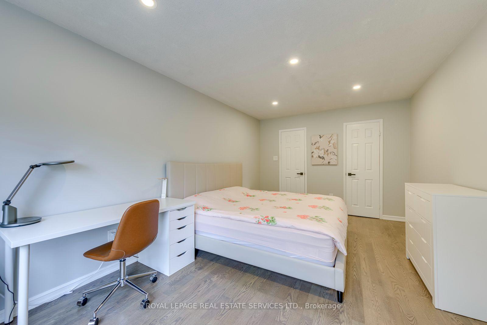 Photo 22 of 2100 Galena Crescent, Oakville, Wedgewood Creek — HOMEH
