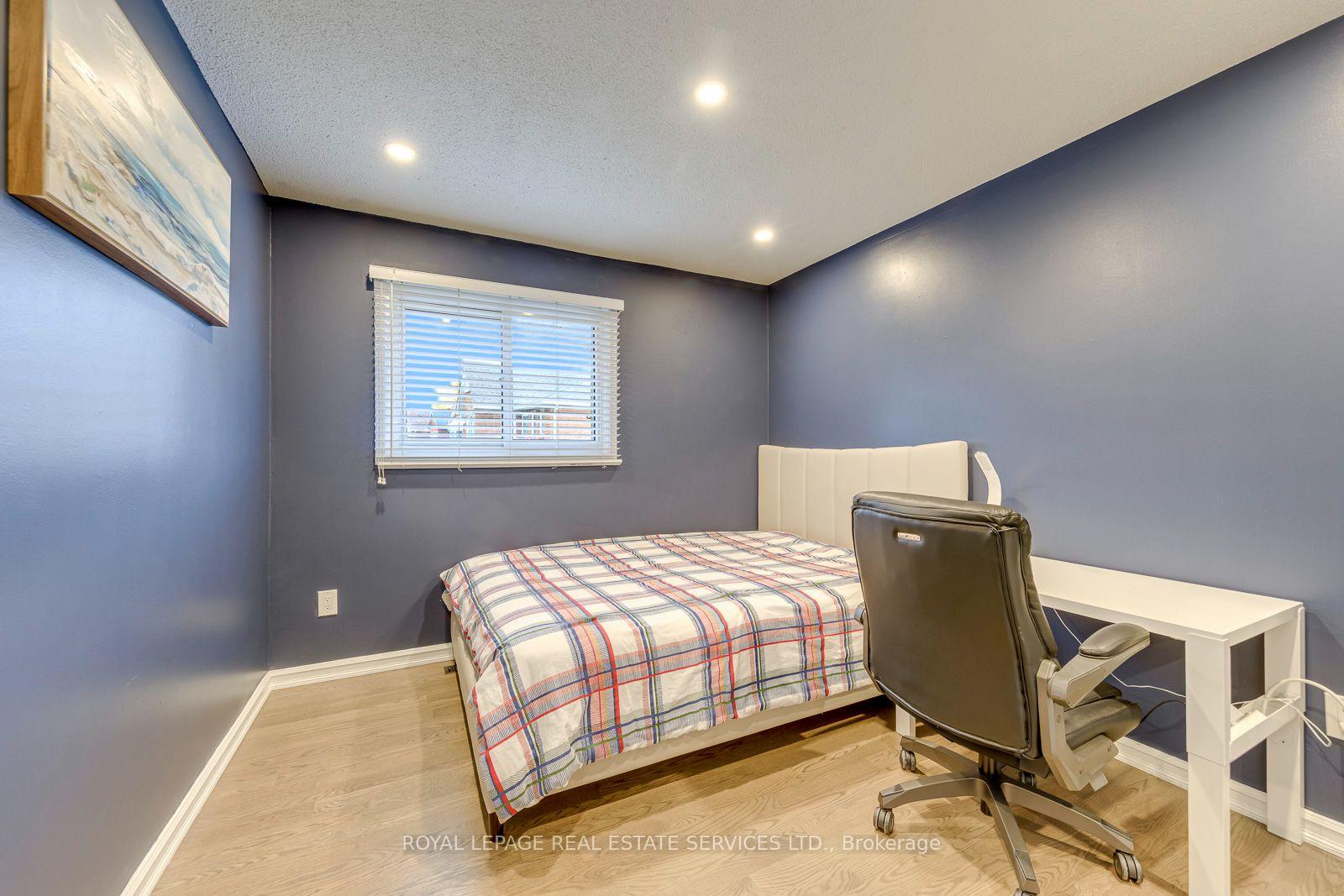 Photo 28 of 2100 Galena Crescent, Oakville, Wedgewood Creek — HOMEH