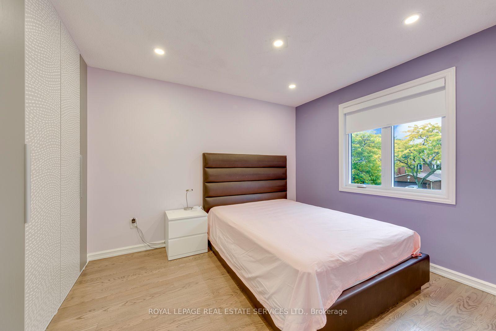 Photo 29 of 2100 Galena Crescent, Oakville, Wedgewood Creek — HOMEH