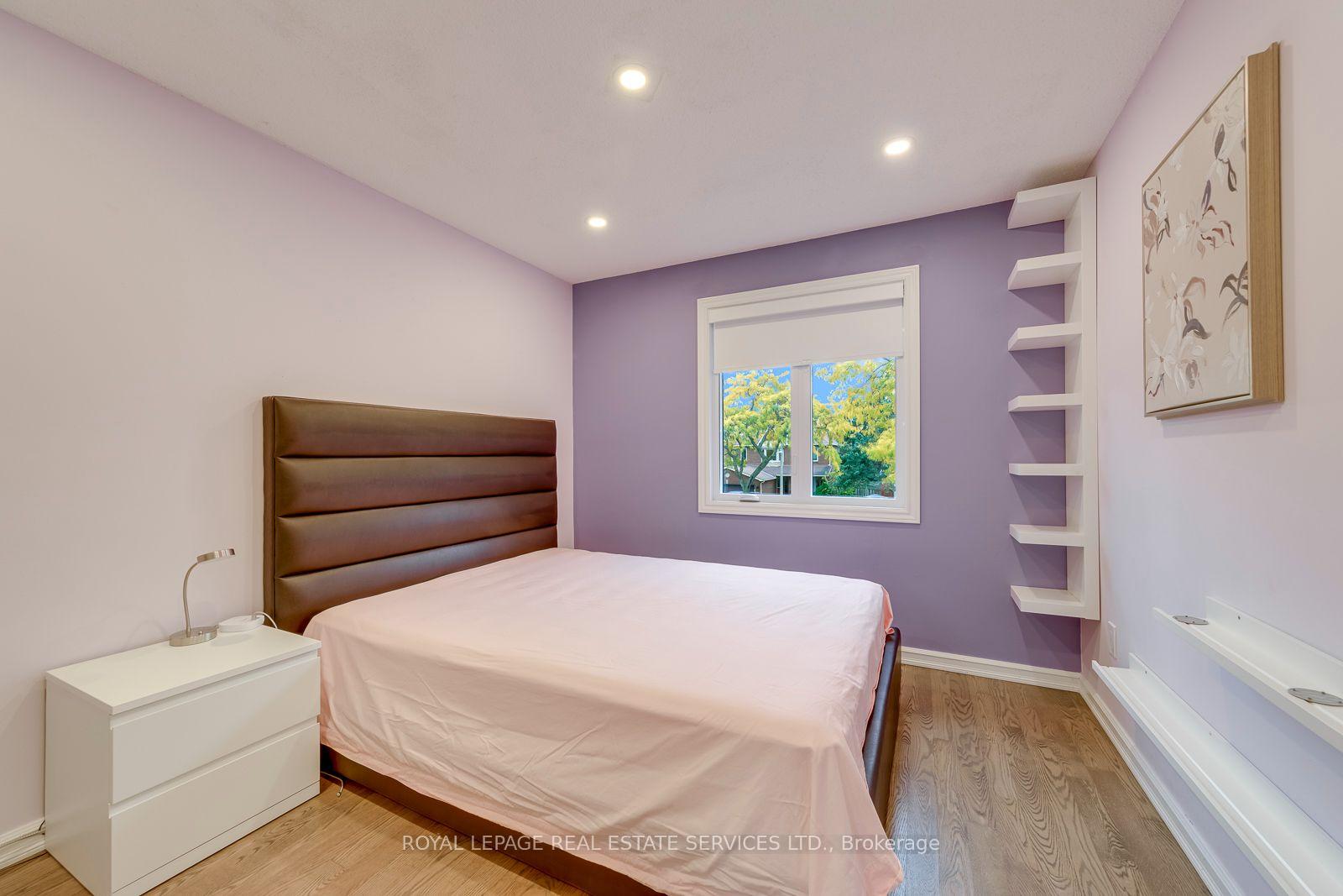Photo 30 of 2100 Galena Crescent, Oakville, Wedgewood Creek — HOMEH