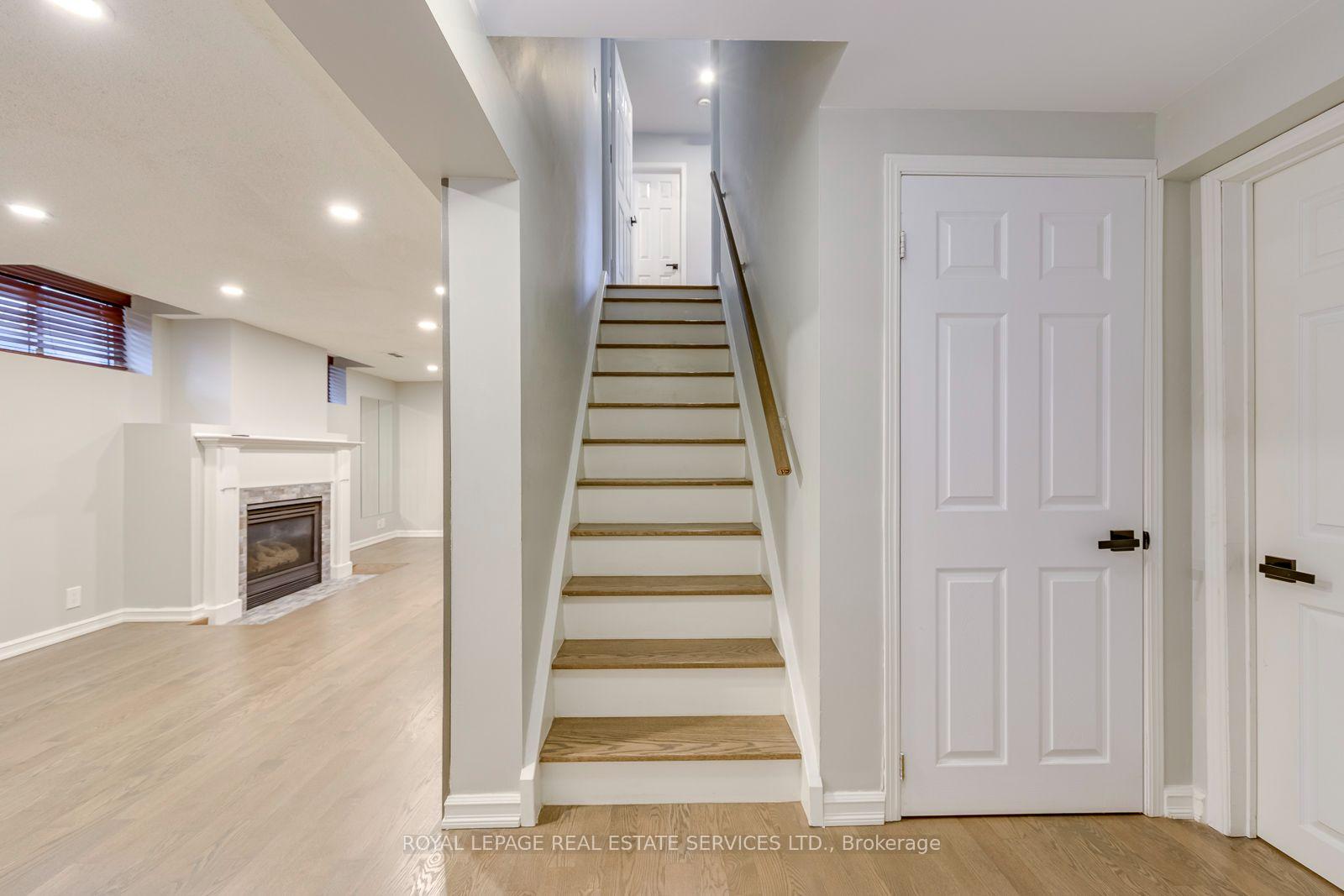 Photo 33 of 2100 Galena Crescent, Oakville, Wedgewood Creek — HOMEH