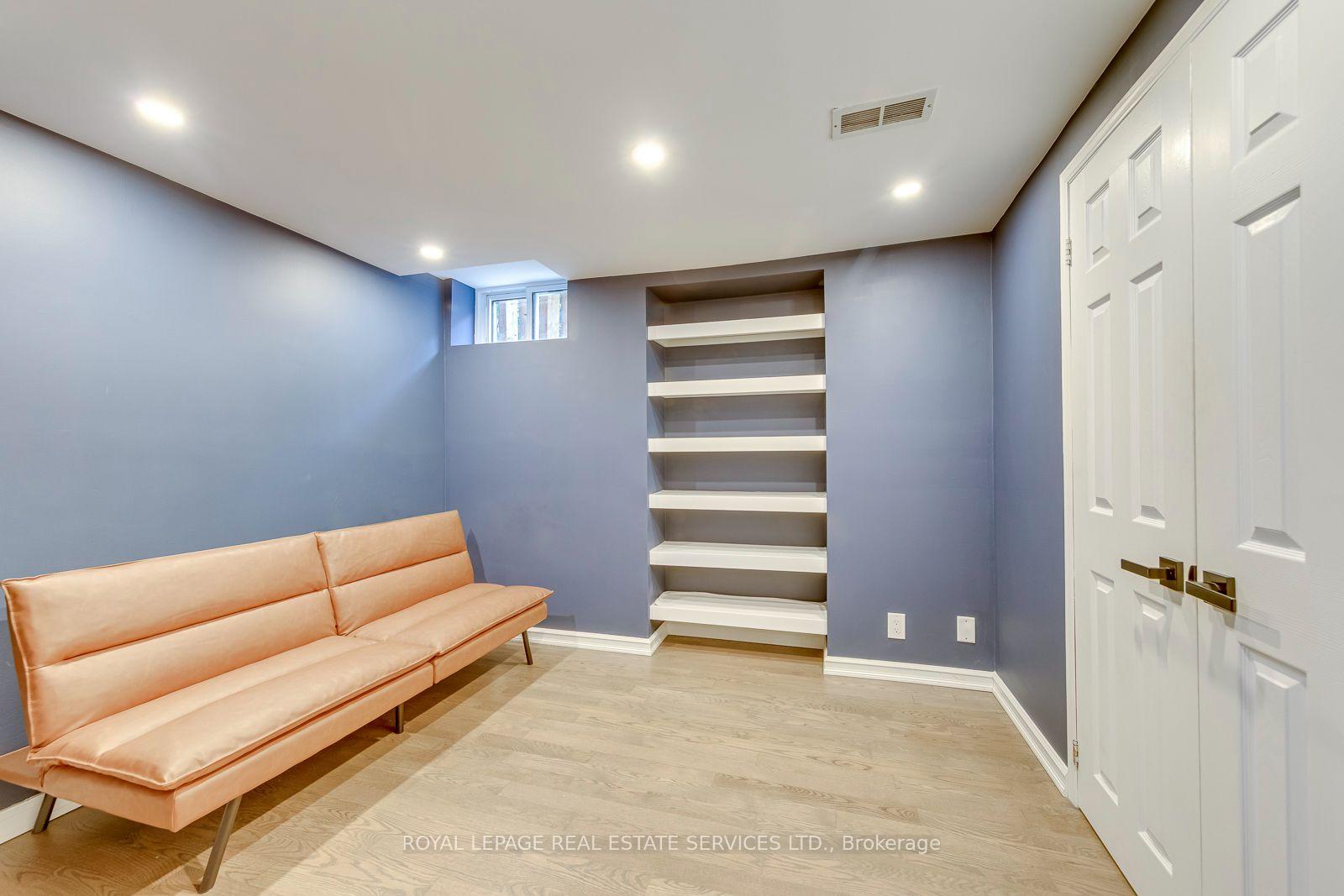Photo 37 of 2100 Galena Crescent, Oakville, Wedgewood Creek — HOMEH