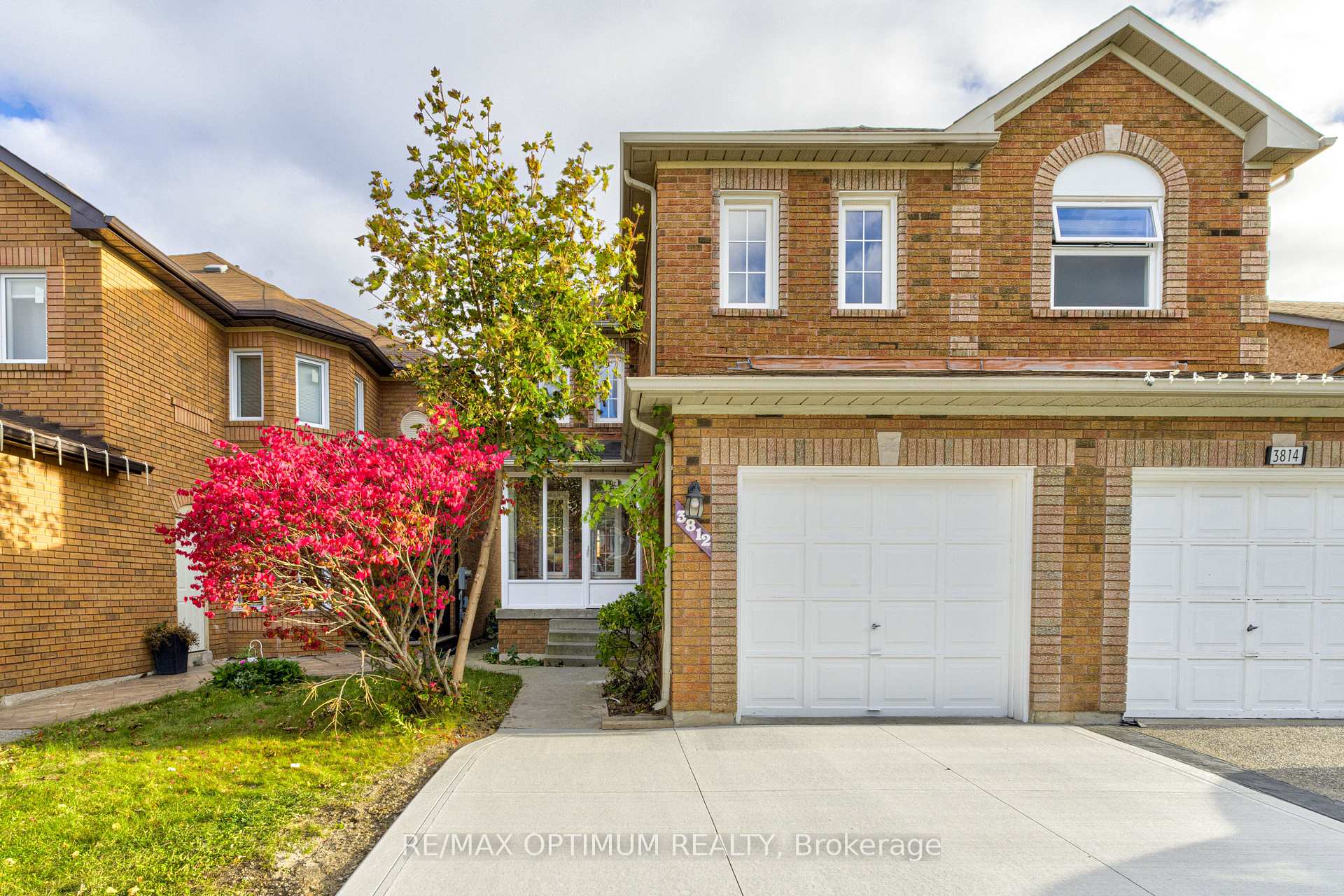 Photo 2 of 3812 Craighurst Avenue, Mississauga, Lisgar — HOMEH