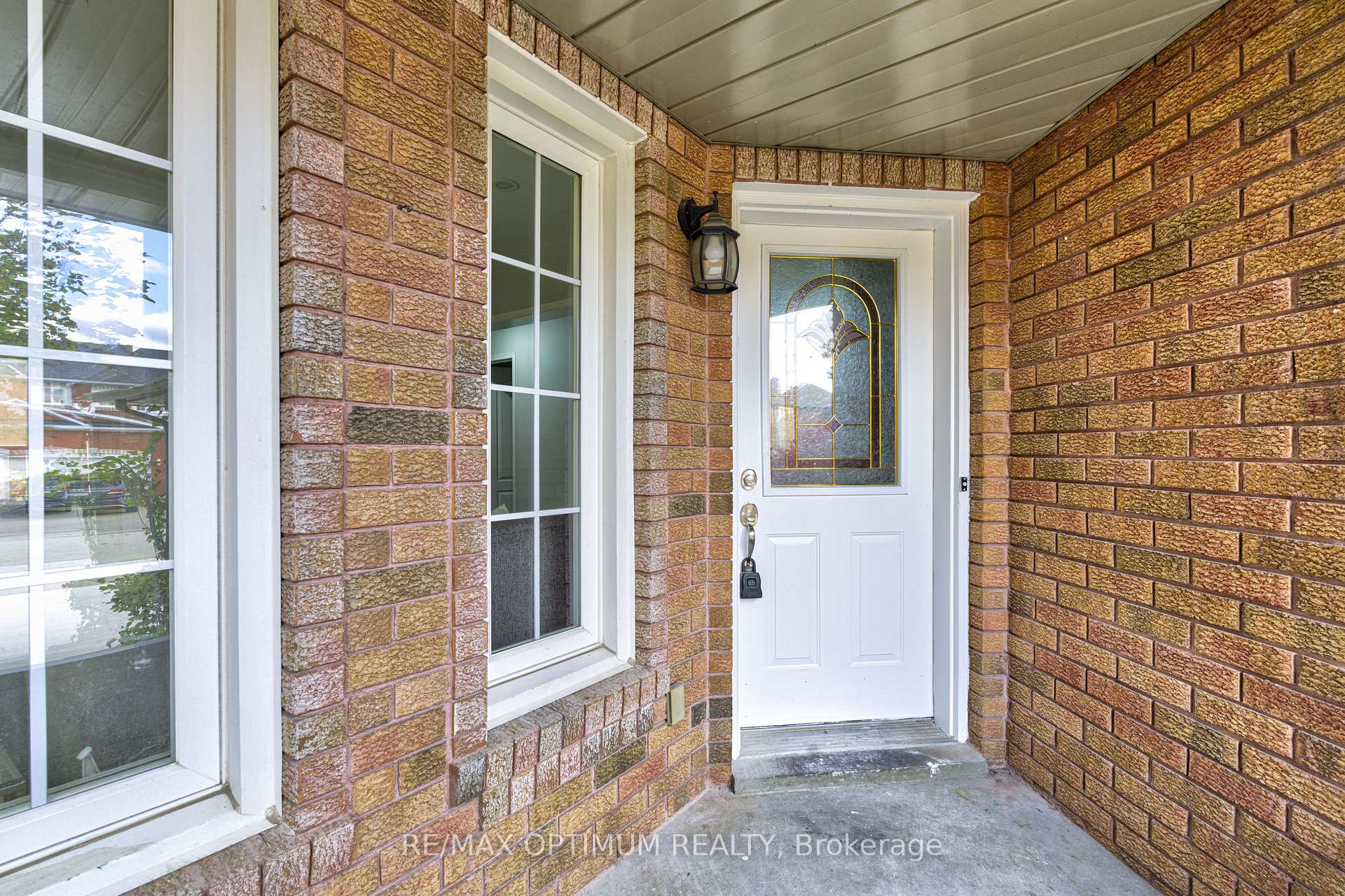 Photo 4 of 3812 Craighurst Avenue, Mississauga, Lisgar — HOMEH