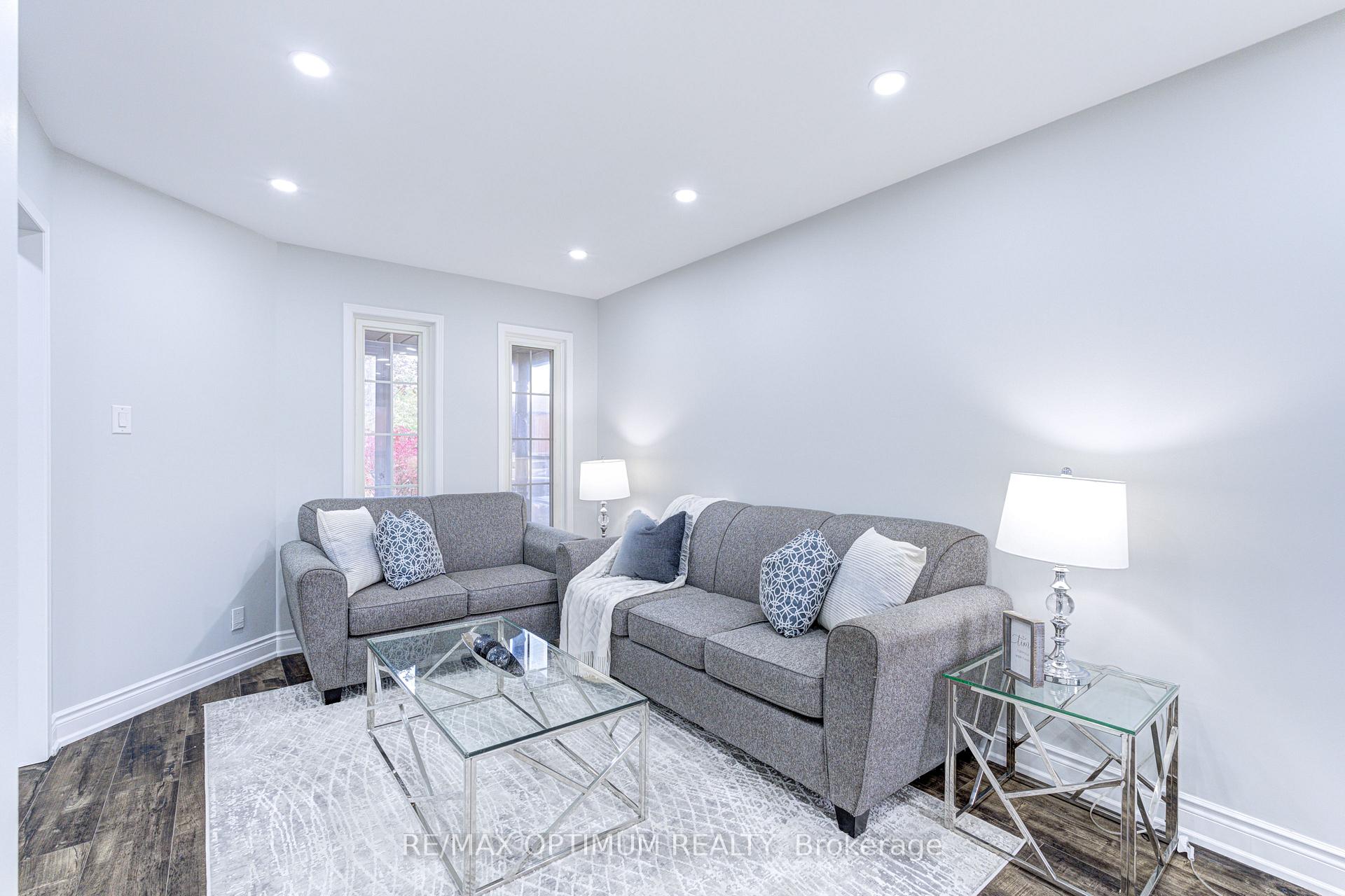 Photo 7 of 3812 Craighurst Avenue, Mississauga, Lisgar — HOMEH
